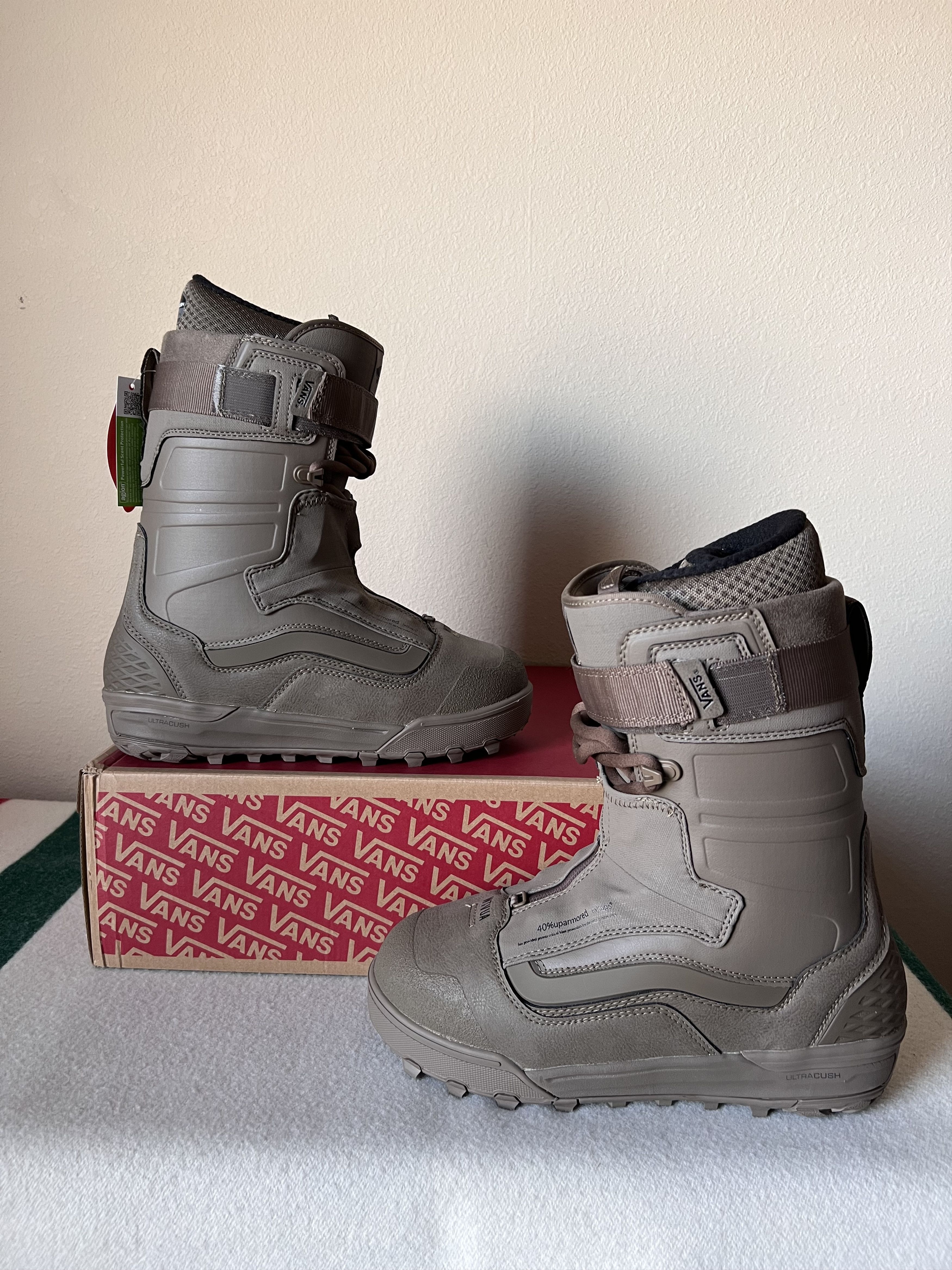 Vans × Wtaps WTAPS Vans Vault Hi Country & Hell Bound Snowboard Boots Size US 8 / EU 41 - 2 Thumbnail