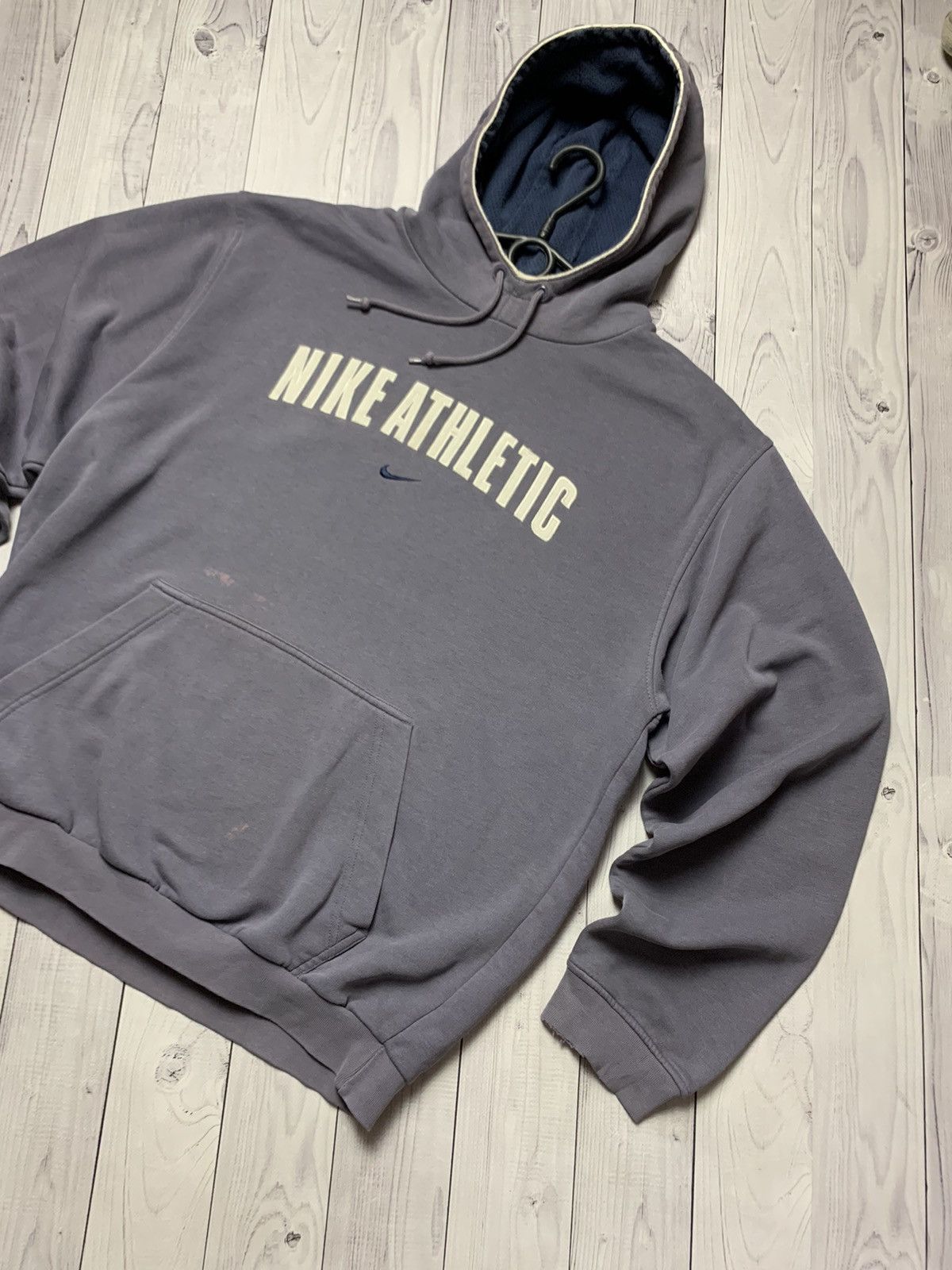 Nike × Vintage Vintage Nike hoodie big logo distressed size M Size US M / EU 48-50 / 2 - 2 Thumbnail