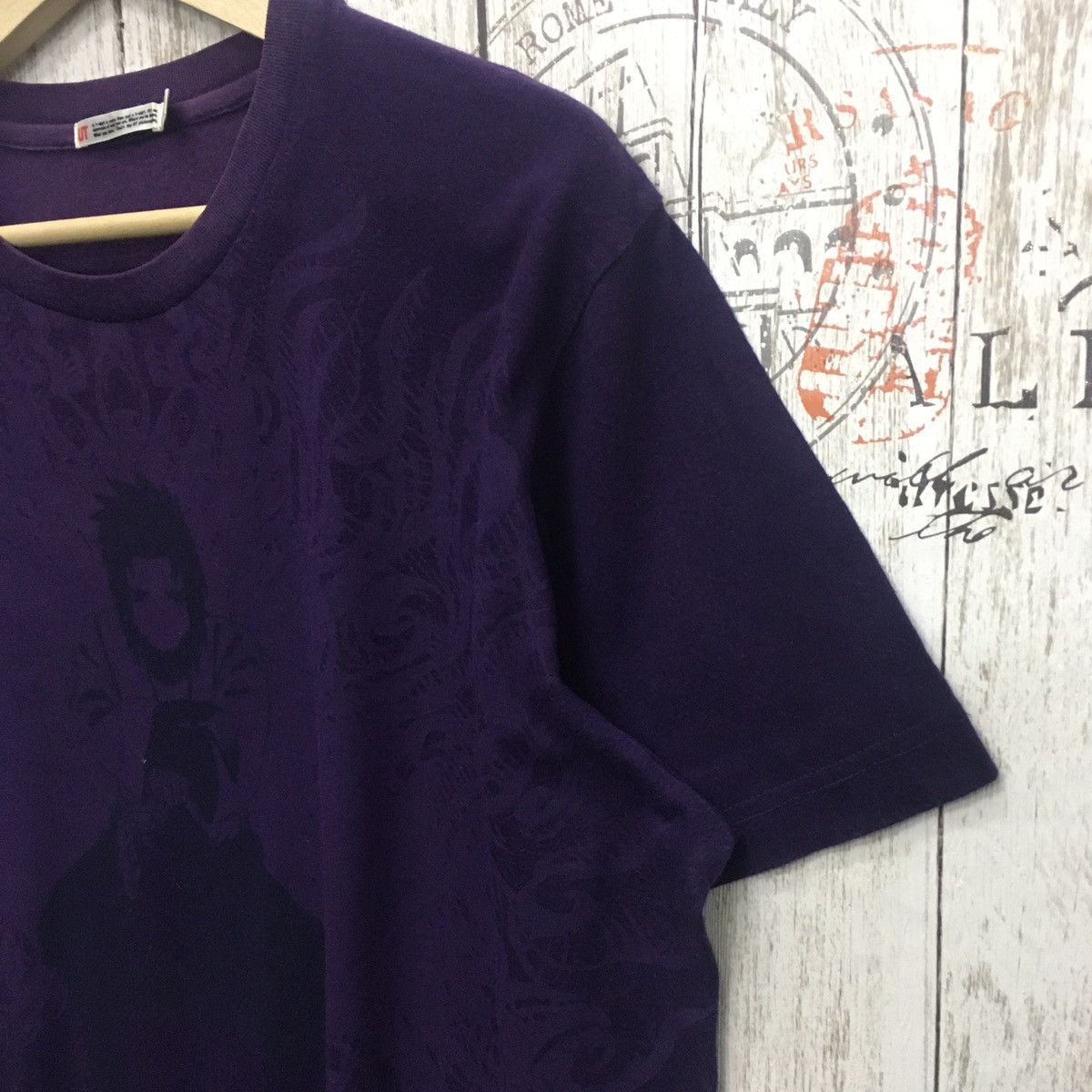Anime × Japanese Brand Rare Sasuke Overprint Naruto Shippuden Tee Size US L / EU 52-54 / 3 - 6 Thumbnail