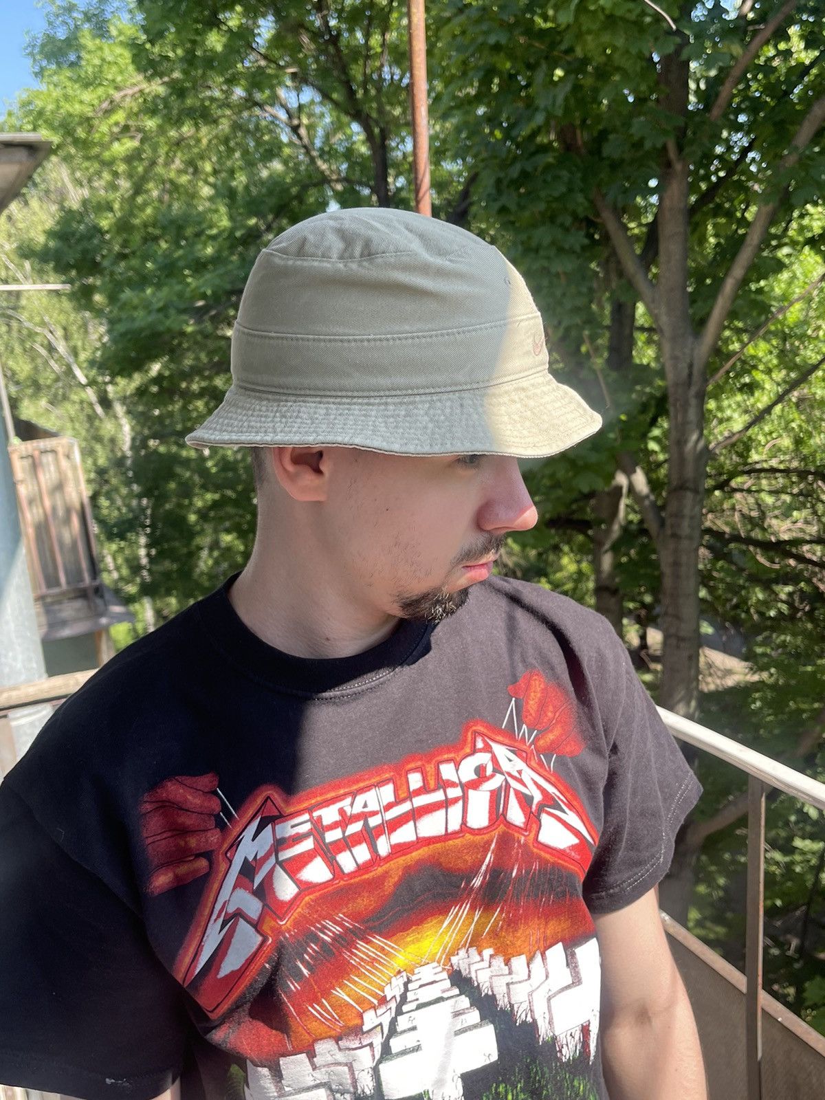Nike 90s Vintage Nike Beige Swoosh Y2K Bucket Hat Cap Size ONE SIZE - 2 Thumbnail