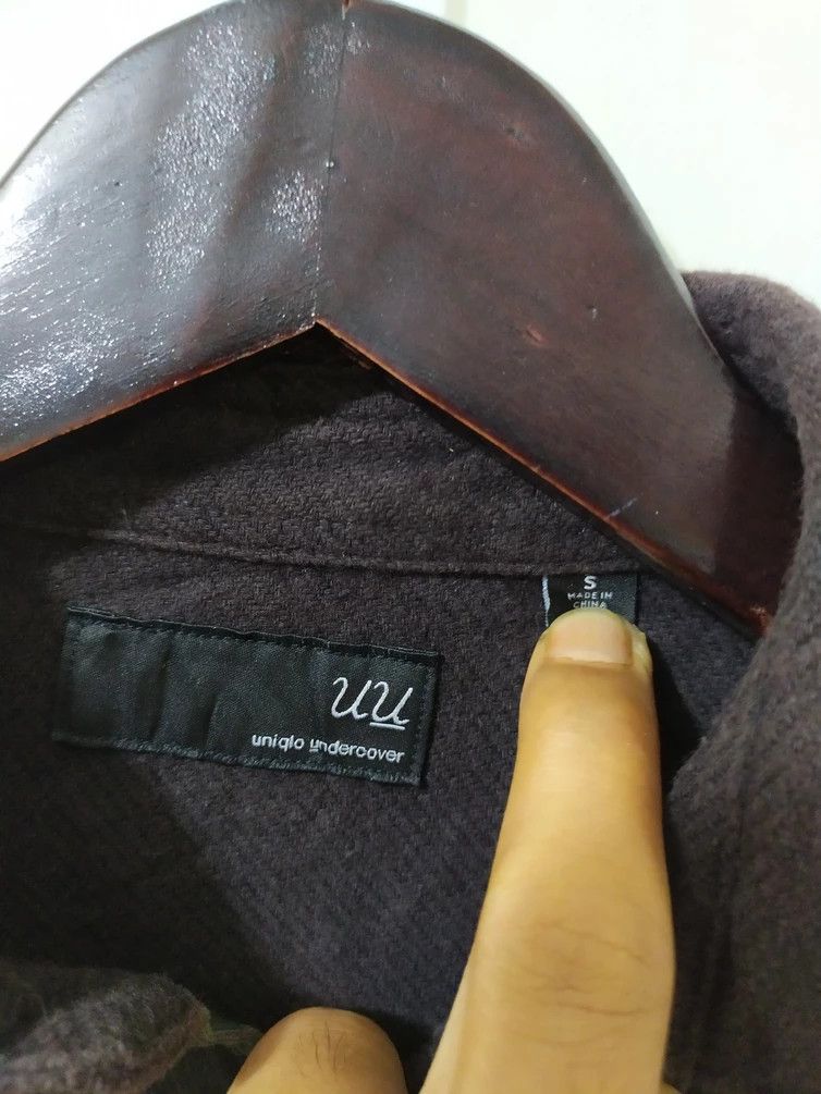 Undercover × Uniqlo 🔥Uniqlo x Undercover Shirt Size US S / EU 44-46 / 1 - 4 Thumbnail