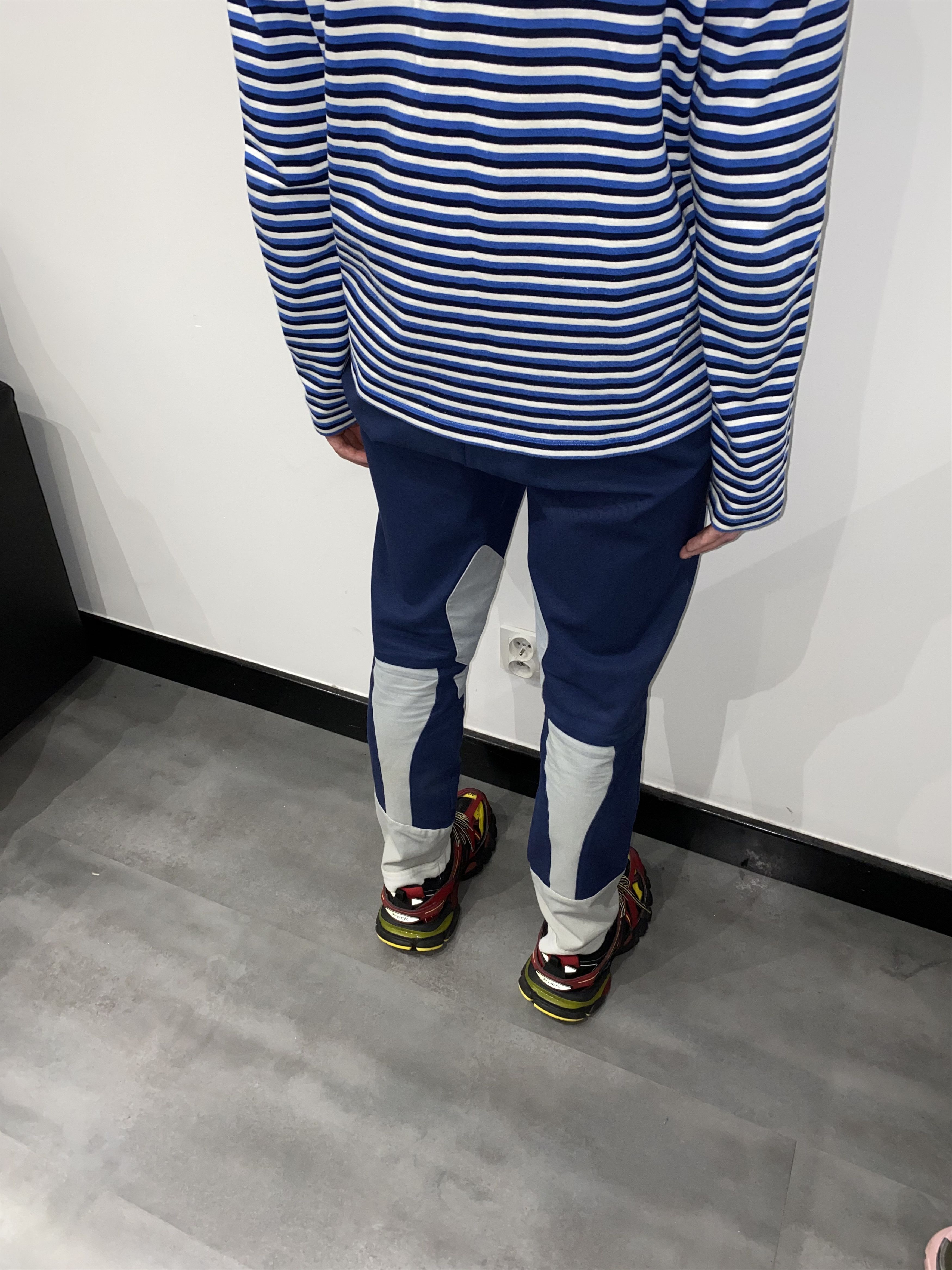 Gucci Gucci Navy Track Biker Pants Size US 32 / EU 48 - 2 Thumbnail