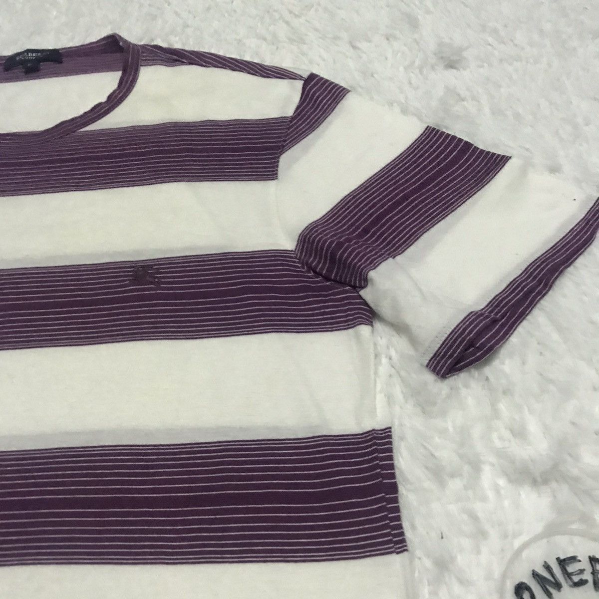 Burberry Burberry tshirt made in Japan Size US S / EU 44-46 / 1 - 3 Thumbnail