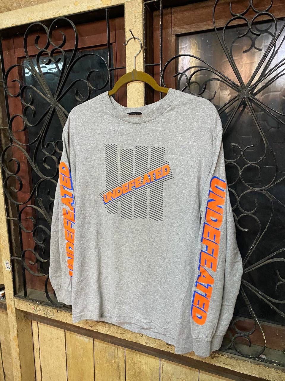 Undefeated UNDEFEATED LONGSLEEVE Size US M / EU 48-50 / 2 - 3 Thumbnail