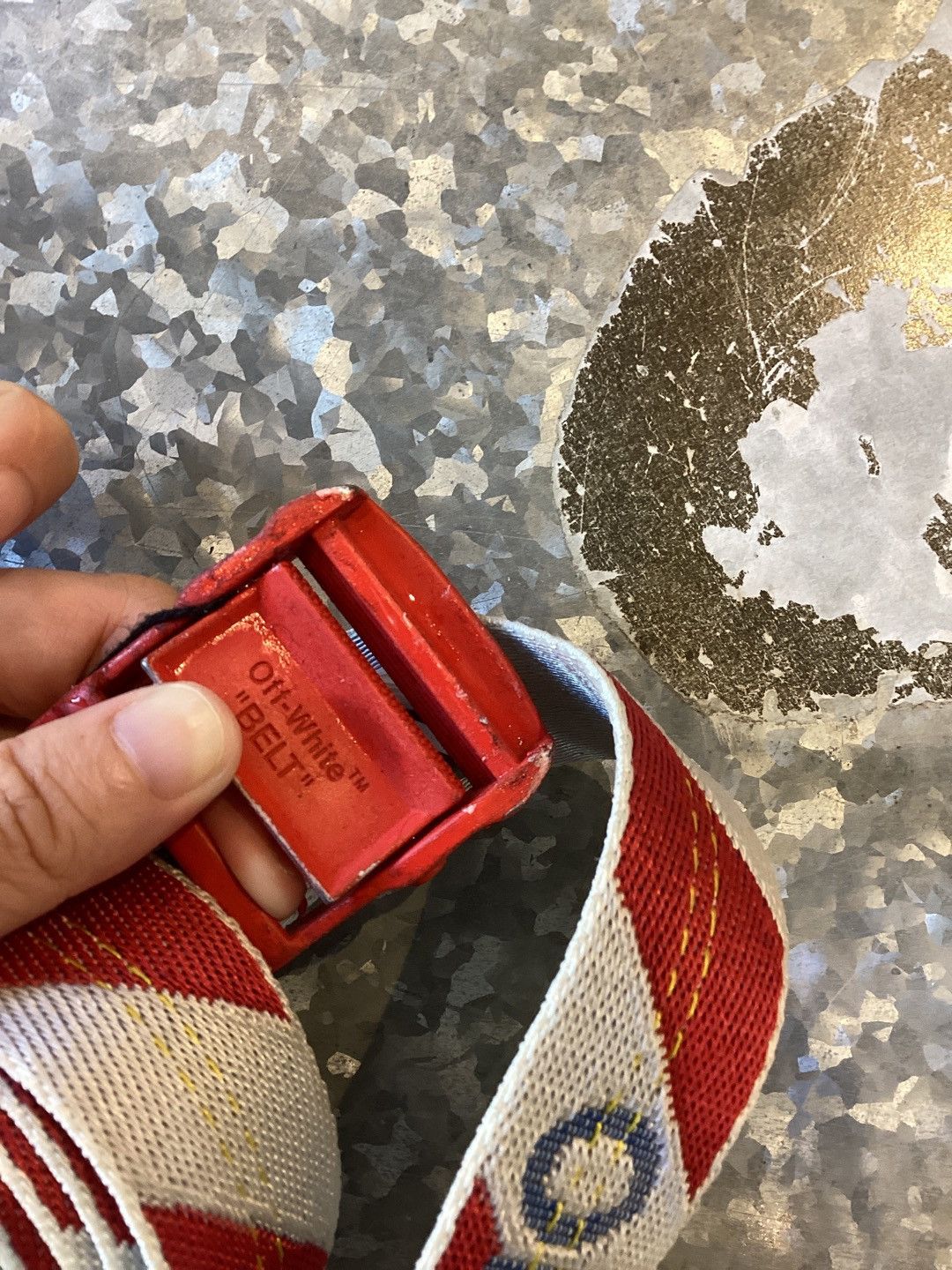 Off-White Off white red white stripe industrial belt Size ONE SIZE - 7 Thumbnail