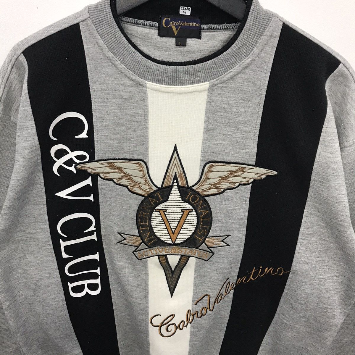 Designer × Valentino × Vintage Rare!! Vintage Carlo Valentino Embroidery Sweatshirt Size US L / EU 52-54 / 3 - 7 Thumbnail