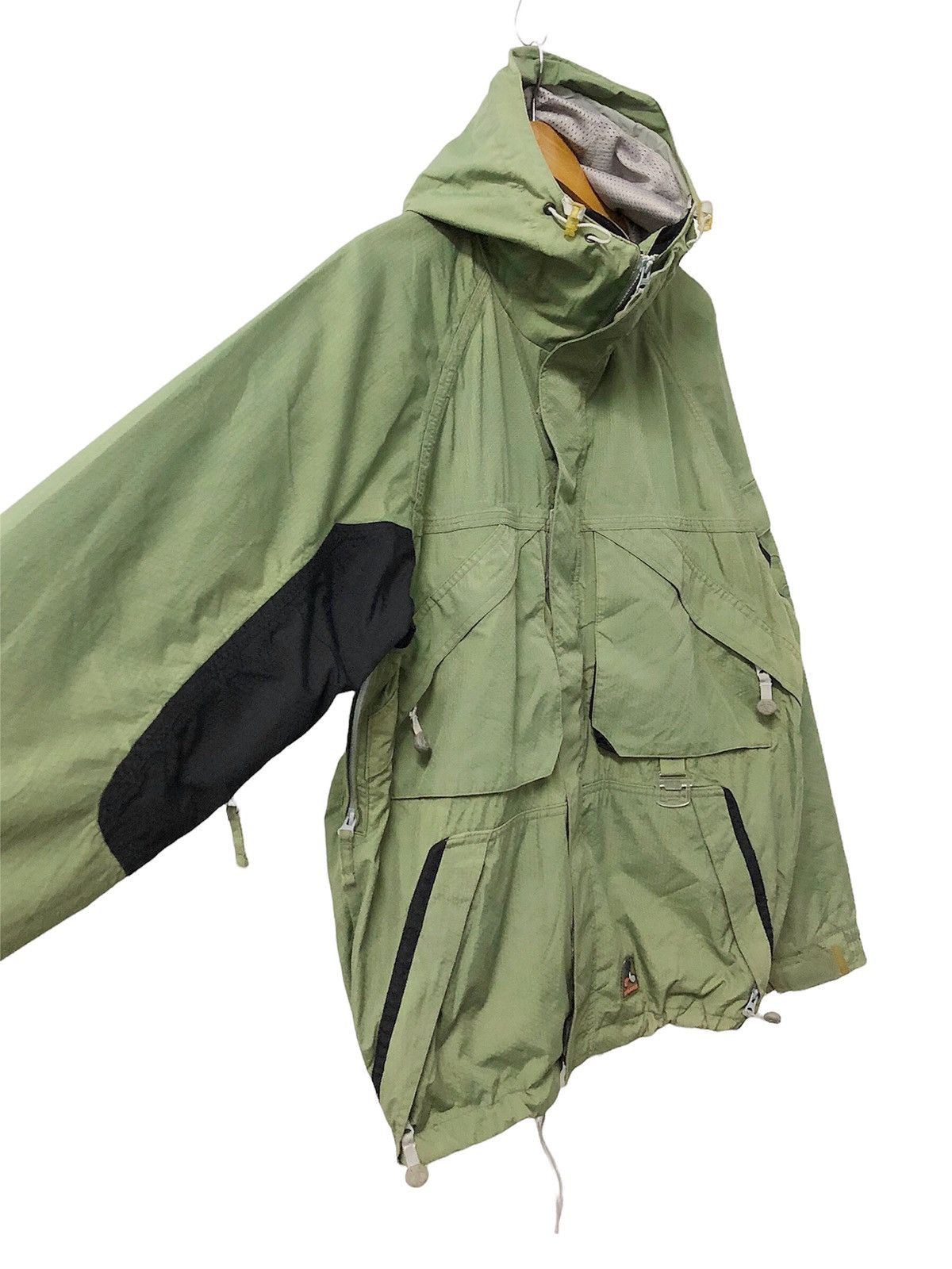 Vintage Archive Ripzone Trilogy Outdoor tech weather jacket Size US L / EU 52-54 / 3 - 12 Thumbnail