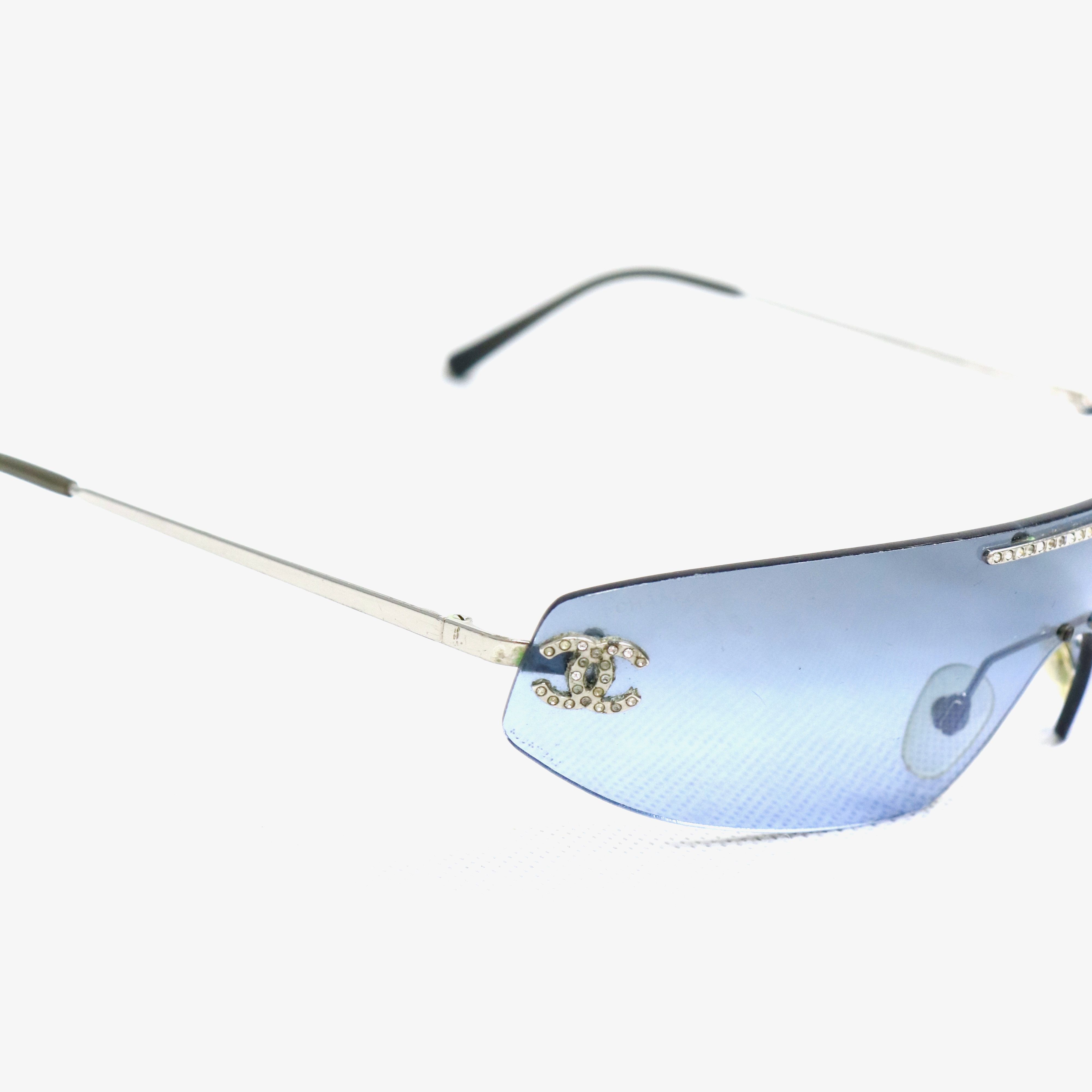 Chanel Sport Rhinestone Classic Sunglasses Size ONE SIZE - 4 Thumbnail