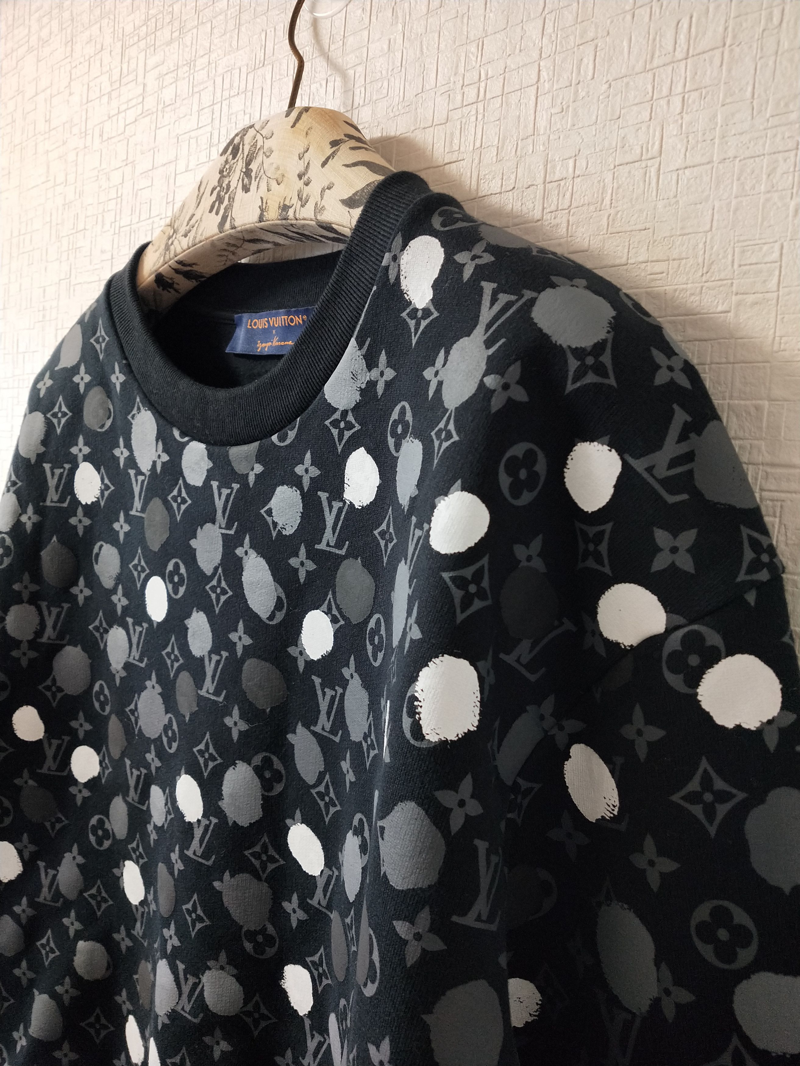 Louis Vuitton Yayoi Kusama Painted Dots Sweatshirt Size US L / EU 52-54 / 3 - 3 Thumbnail