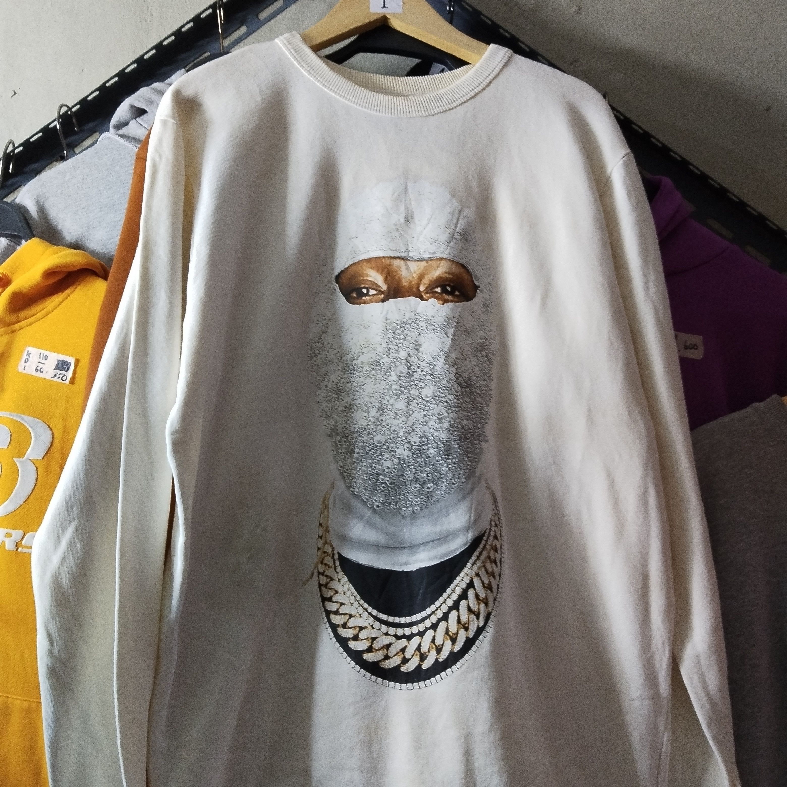 Ih nom uh nit crewneck balaclava