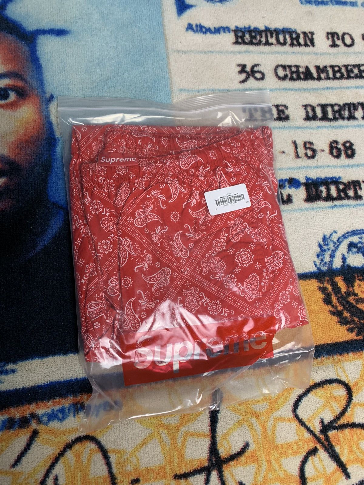 Supreme Supreme Paisley Bandana Track Pants Red Medium Size US 32 / EU 48 - 11 Thumbnail