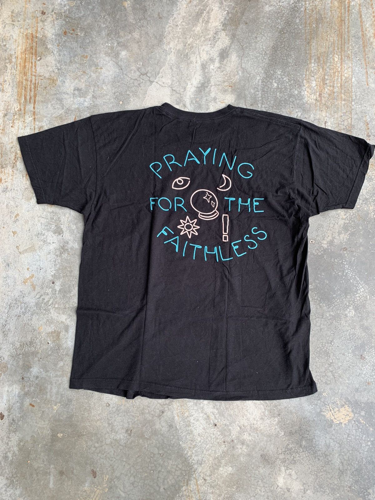 Band Tees Panic At The Disco Praying For the Faithless Tshirt Size US XL / EU 56 / 4 - 1 Thumbnail