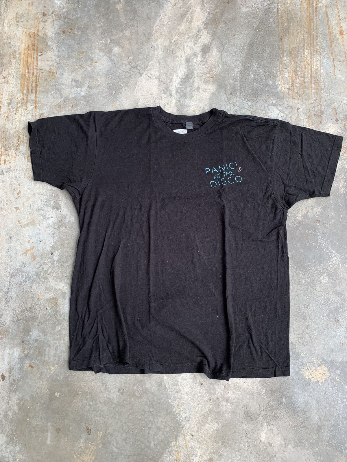 Band Tees Panic At The Disco Praying For the Faithless Tshirt Size US XL / EU 56 / 4 - 2 Thumbnail