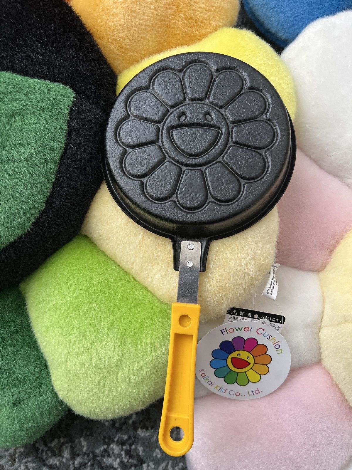 Takashi Murakami Takashi murakami x smart magazine flower pancake maker Size ONE SIZE - 1 Thumbnail
