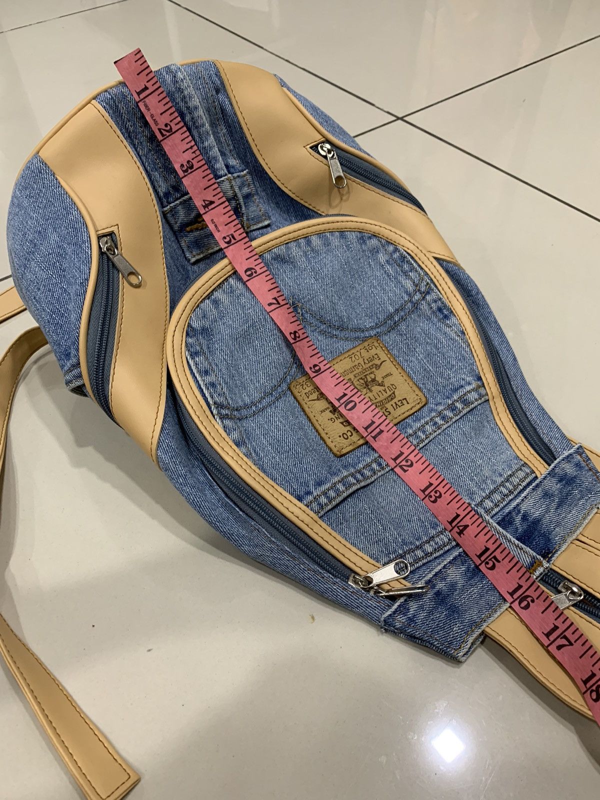 Handmade VINTAGE LEVI'S HANDMADE TWO WAYS BACKPACK CROSSOVER BAG Size ONE SIZE - 10 Thumbnail