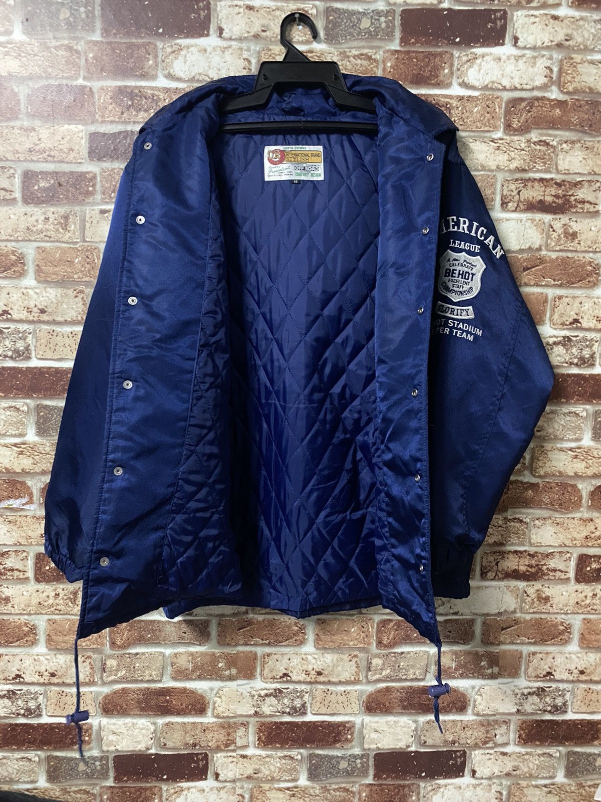 Sports Specialties × Vintage 🔥VINTAGE NEW YORK BE-HOT STADIUM JACKET Size US M / EU 48-50 / 2 - 9 Thumbnail