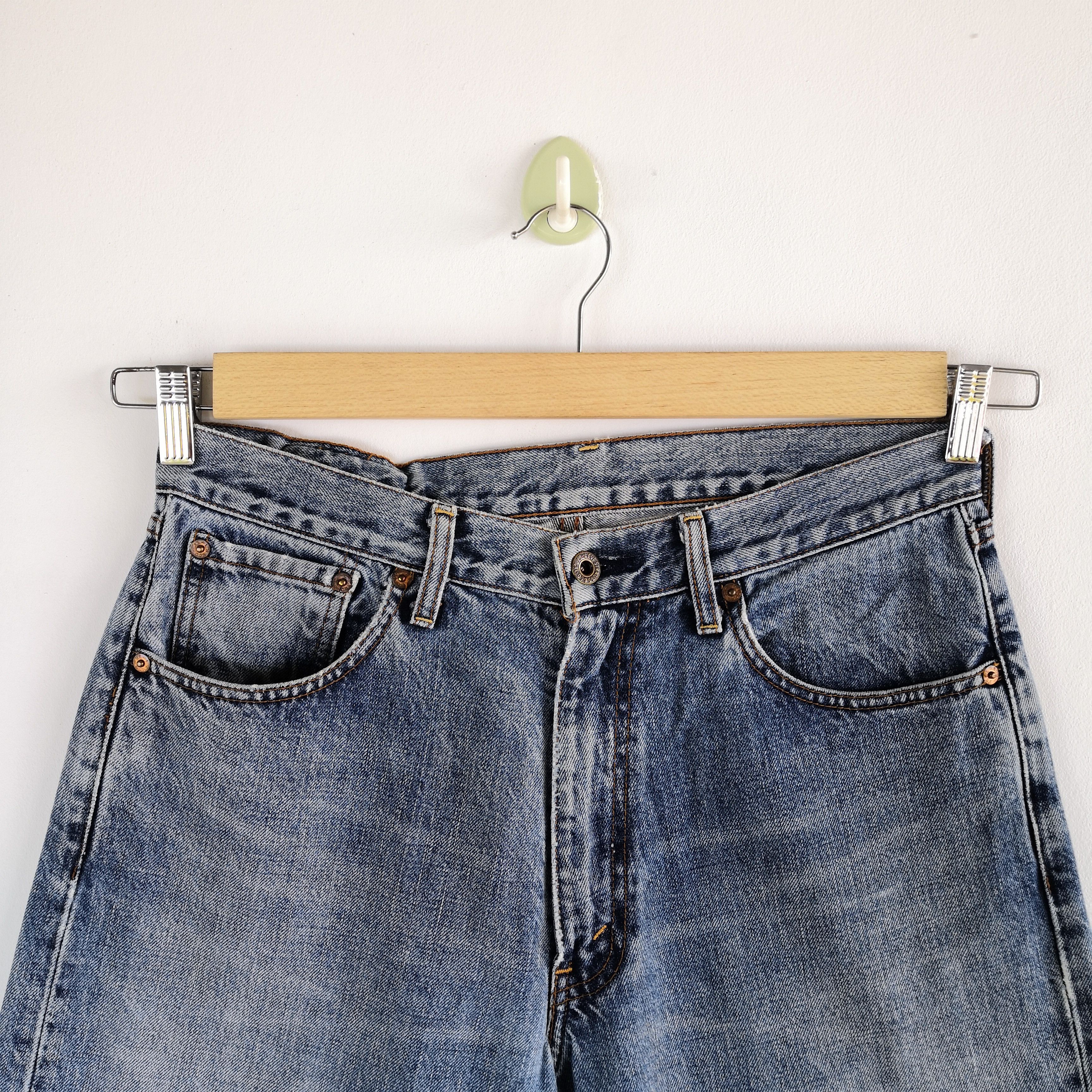 Levi's Vintage Levis Faded Blue Jeans Light Wash Levi's Denim Size US 30 / EU 46 - 3 Thumbnail