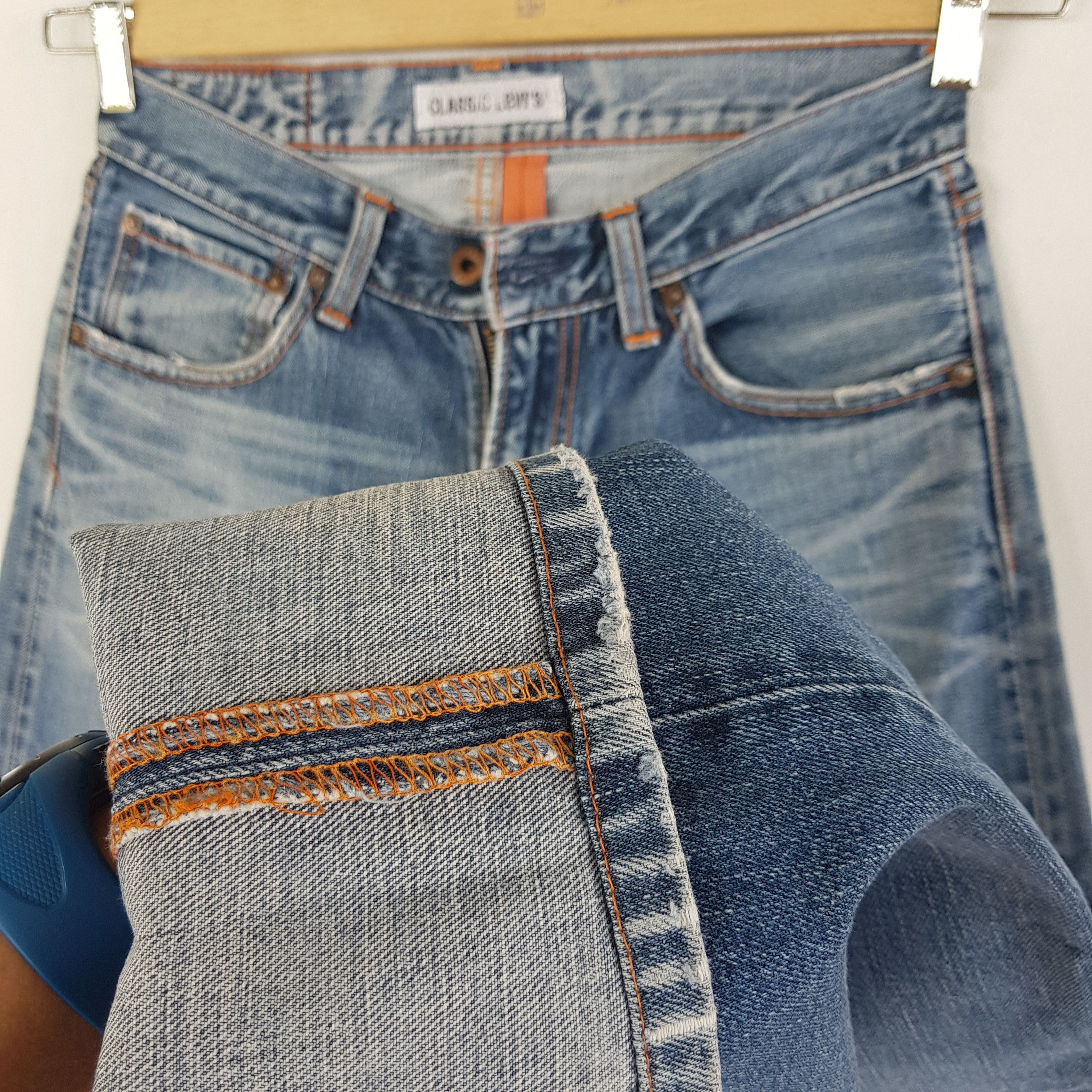 Levi's Vintage Levis Light Wash Jeans Classics Levi's Faded Denim Size 28" / US 6 / IT 42 - 9 Thumbnail