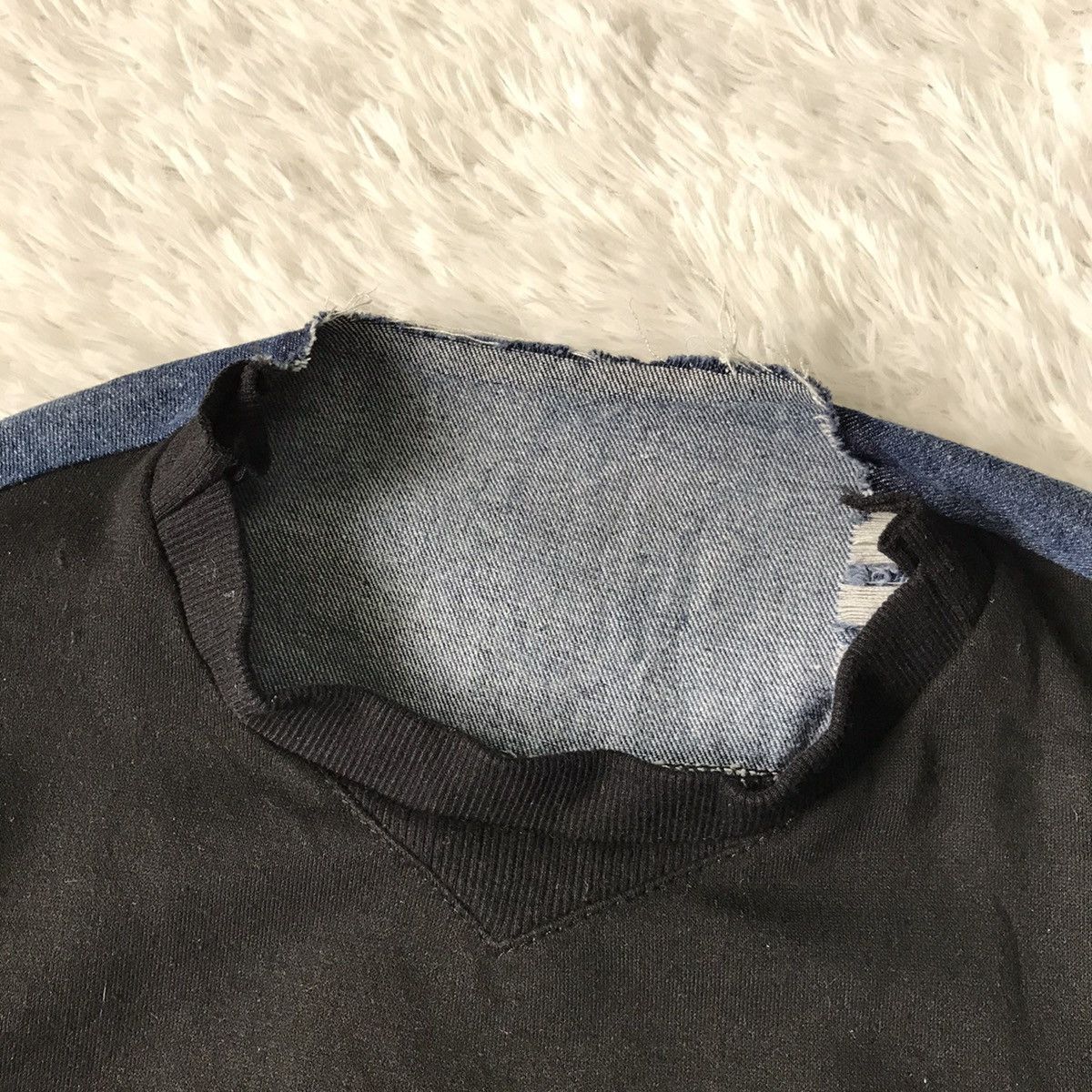 Japanese Brand Distress & Constructed Sweater/Sweatshirt Jeans Size US L / EU 52-54 / 3 - 7 Thumbnail