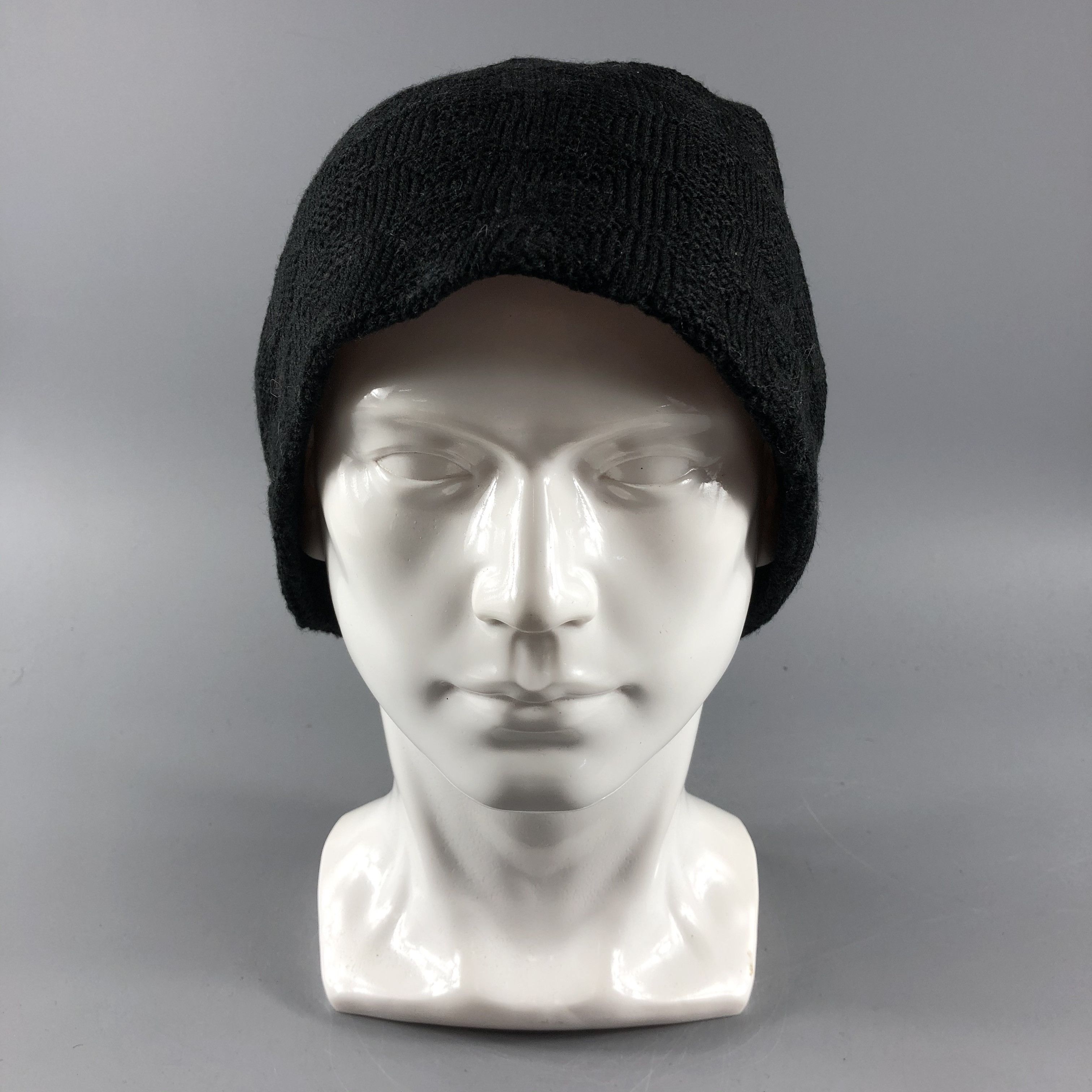 image of Ellesse Hats Beanie Black Snow Hat B182, Men's