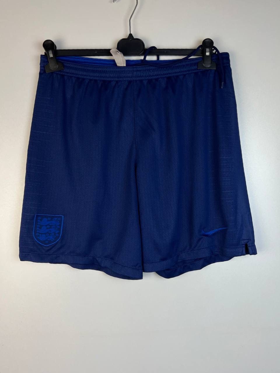 Vintage England Nike vintage shorts size L Size US 34 / EU 50 - 1 Thumbnail