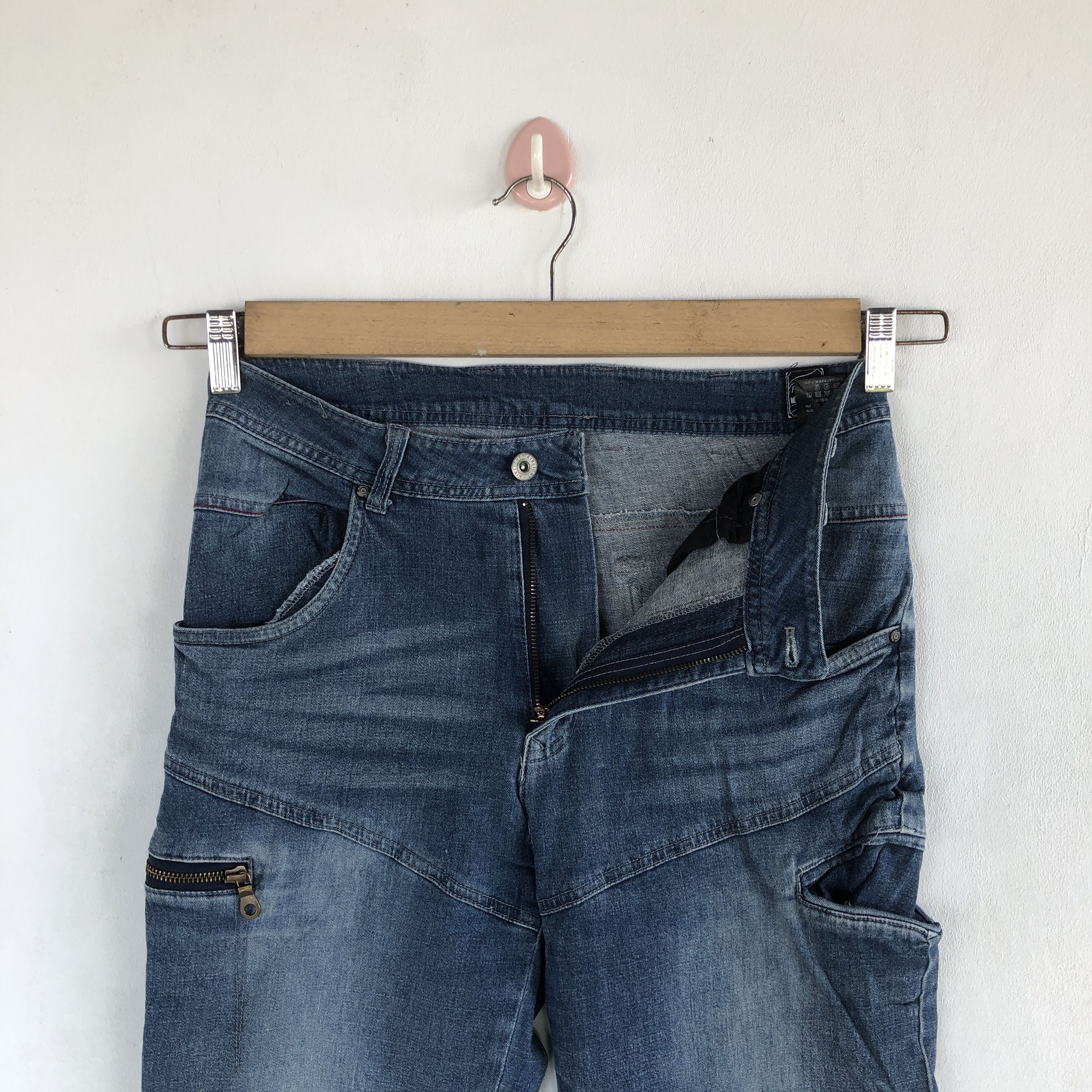 Japanese Brand Vintage Japanese Jeans Japanese Cargo Pants Denim Size US 26 / EU 42 - 8 Thumbnail