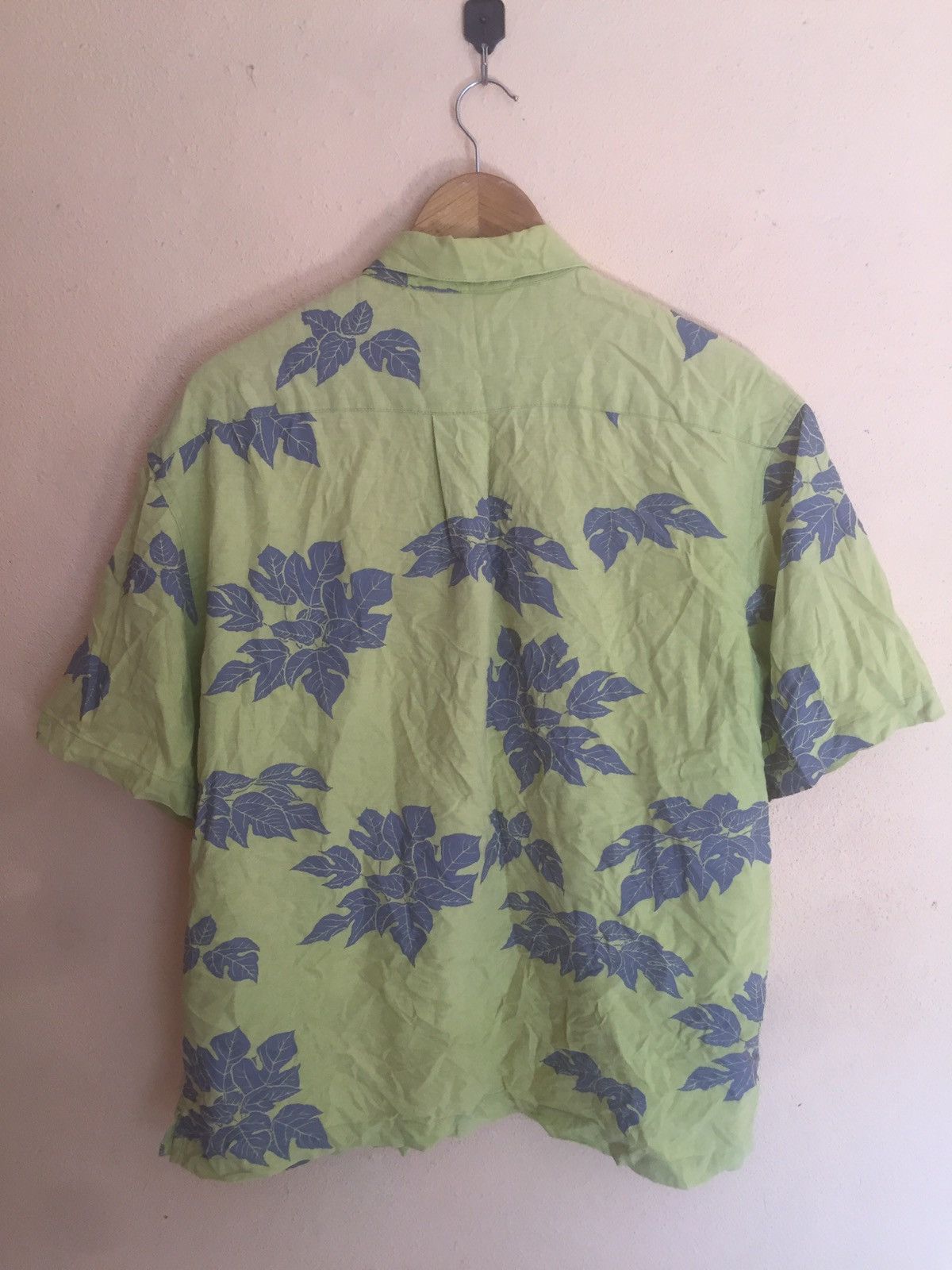 Vintage Vintage hawaiian button ups full print Size US M / EU 48-50 / 2 - 6 Thumbnail