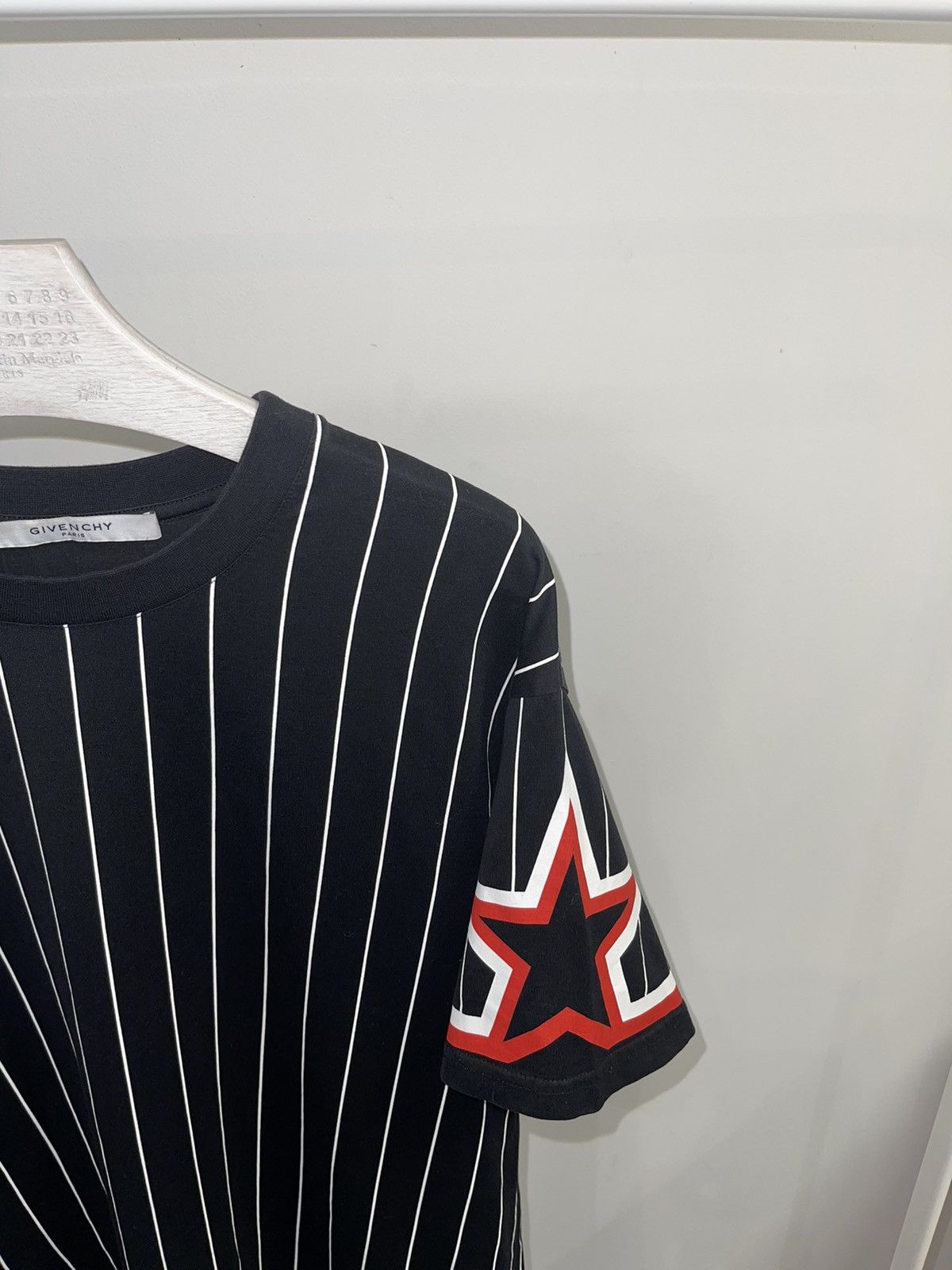 Givenchy Givenchy Tisci Era Star Logo Striped Jersey T-Shirt Size US L / EU 52-54 / 3 - 2 Thumbnail