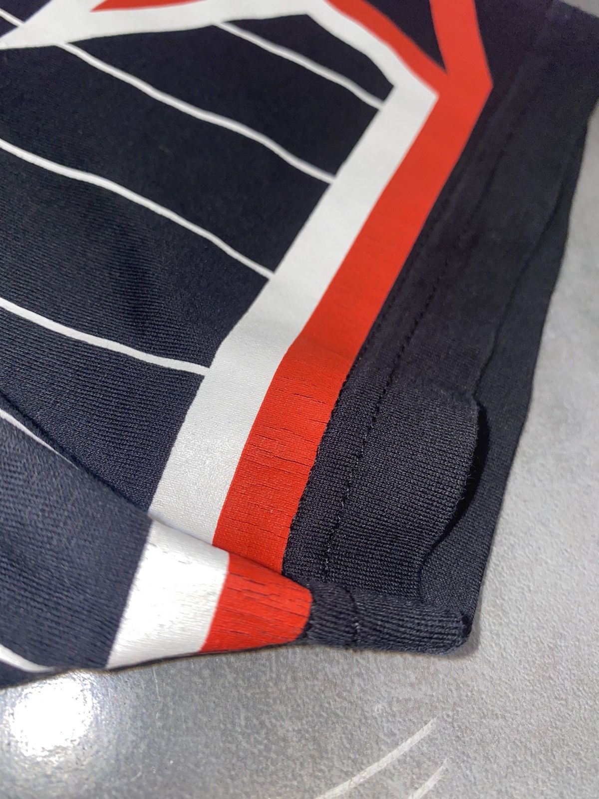 Givenchy Givenchy Tisci Era Star Logo Striped Jersey T-Shirt Size US L / EU 52-54 / 3 - 16 Thumbnail
