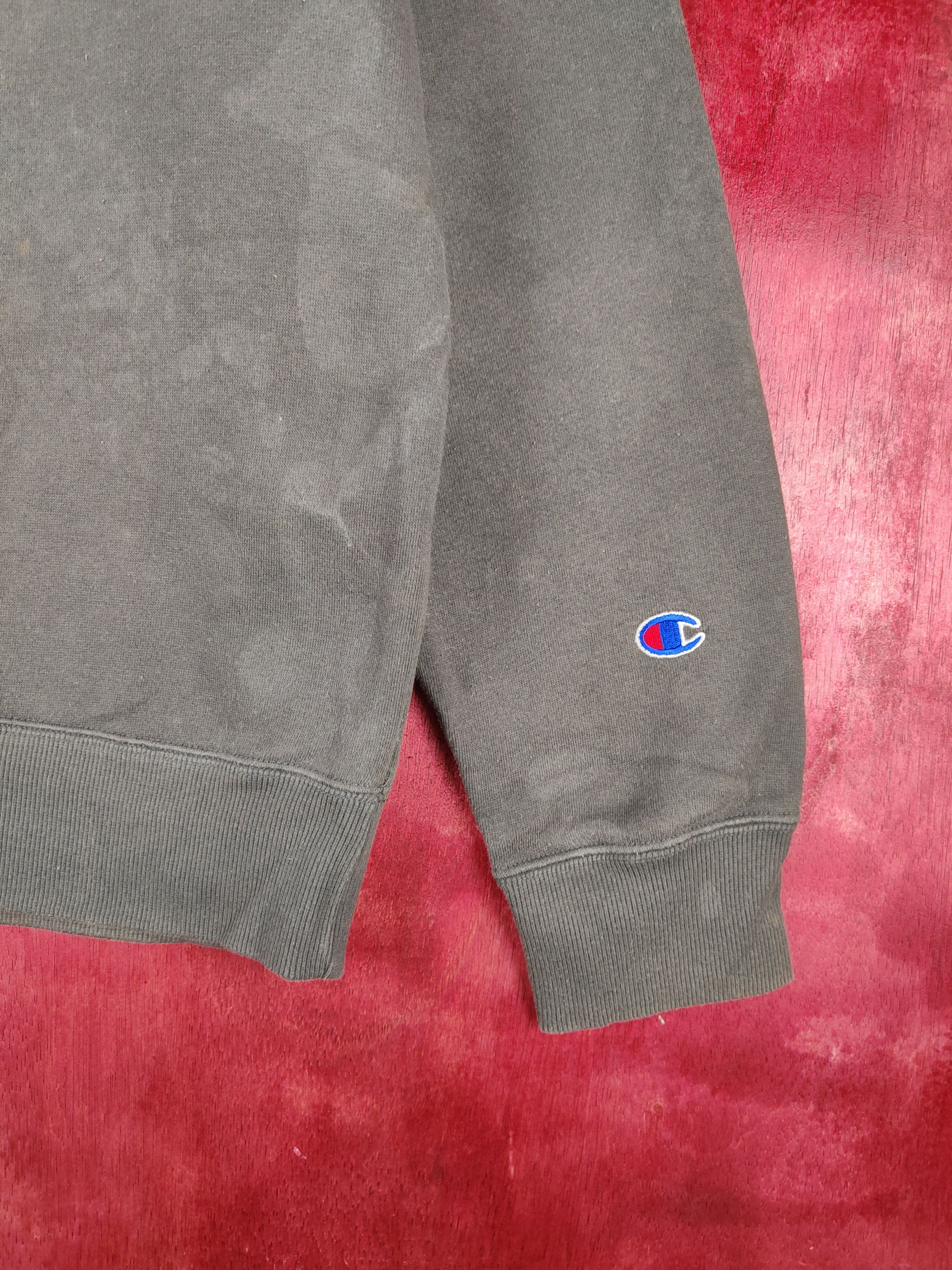 Champion Champion vintage Gray Faded Sweatshirt #5483 Size US L / EU 52-54 / 3 - 7 Thumbnail