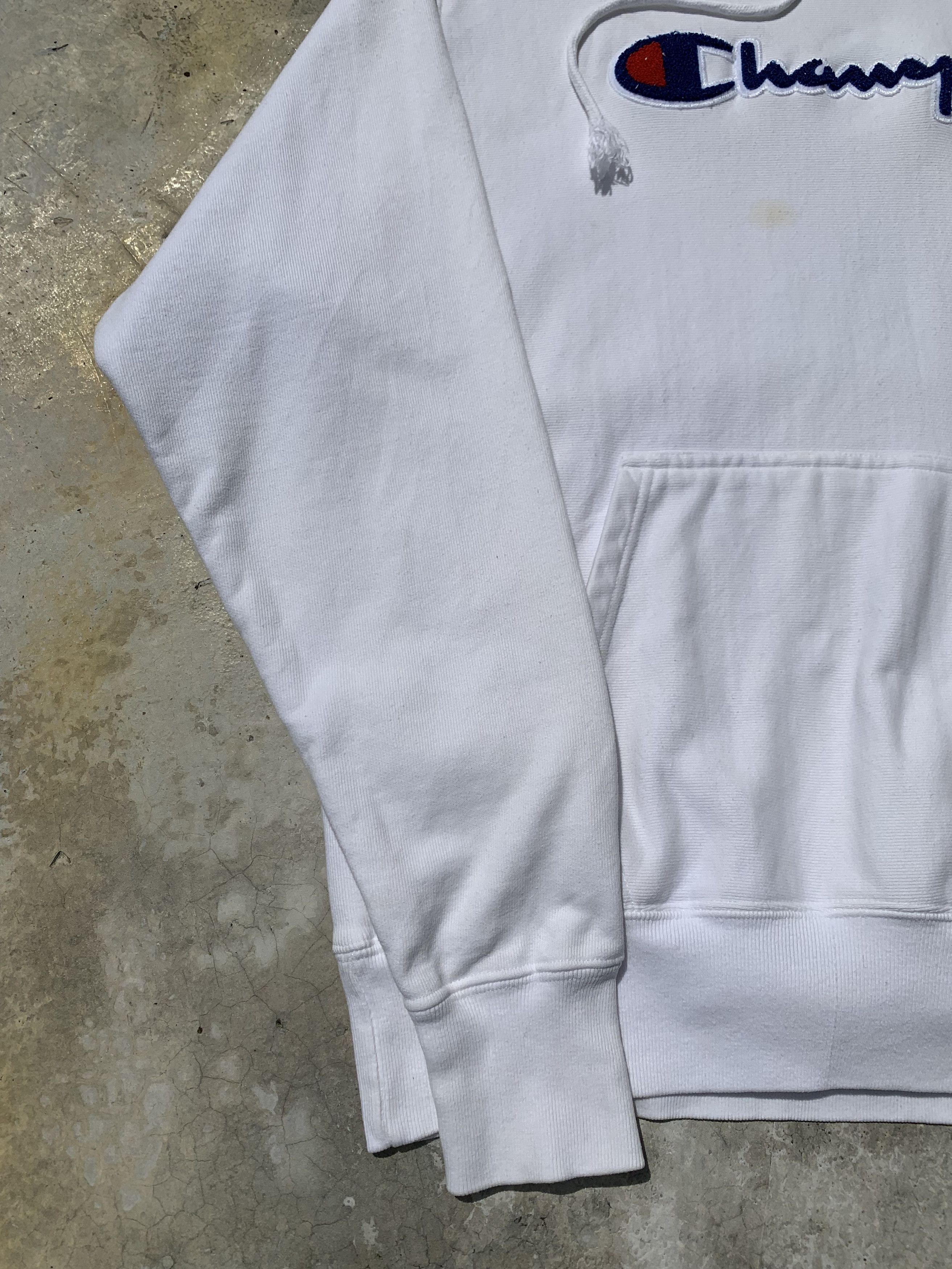 Champion Vintage Champion Script Big Logo Hoodie Size US L / EU 52-54 / 3 - 5 Thumbnail