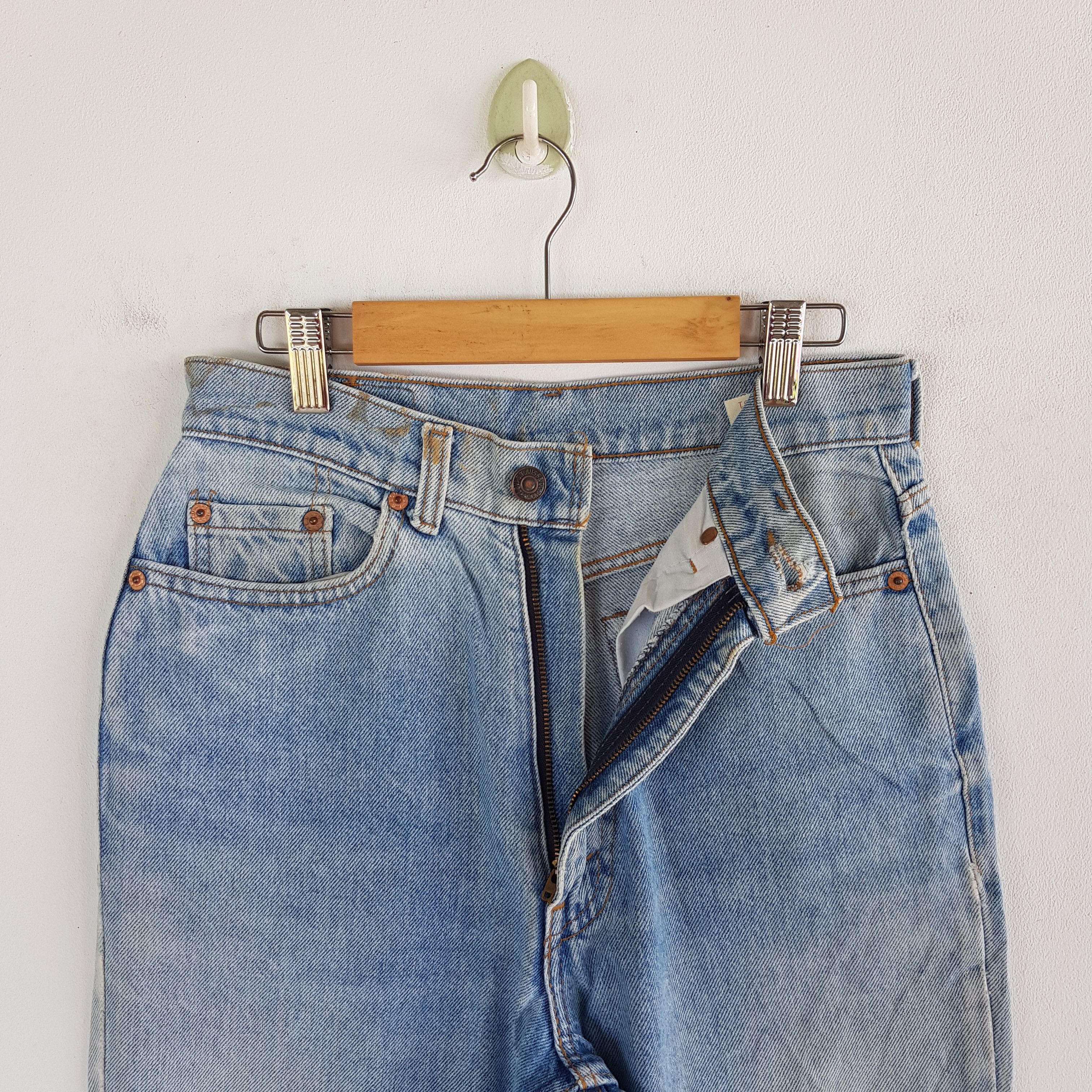 Levi's Vintage Levi's Sun Faded Jeans Levis Light Wash Denim Size 26" / US 2 / IT 38 - 8 Thumbnail