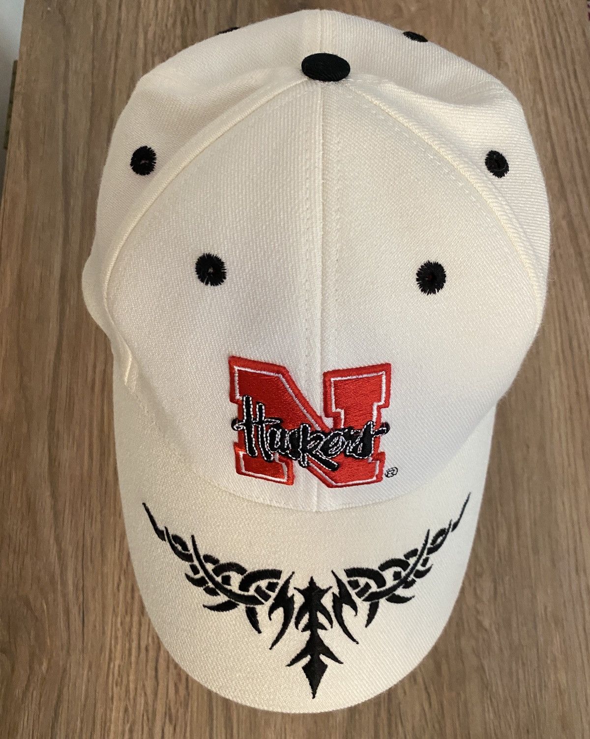 Champs Sport Vintage 90’s Nebraska Huskers Tribal Fitted Dad Hat Cap Size ONE SIZE - 4 Thumbnail