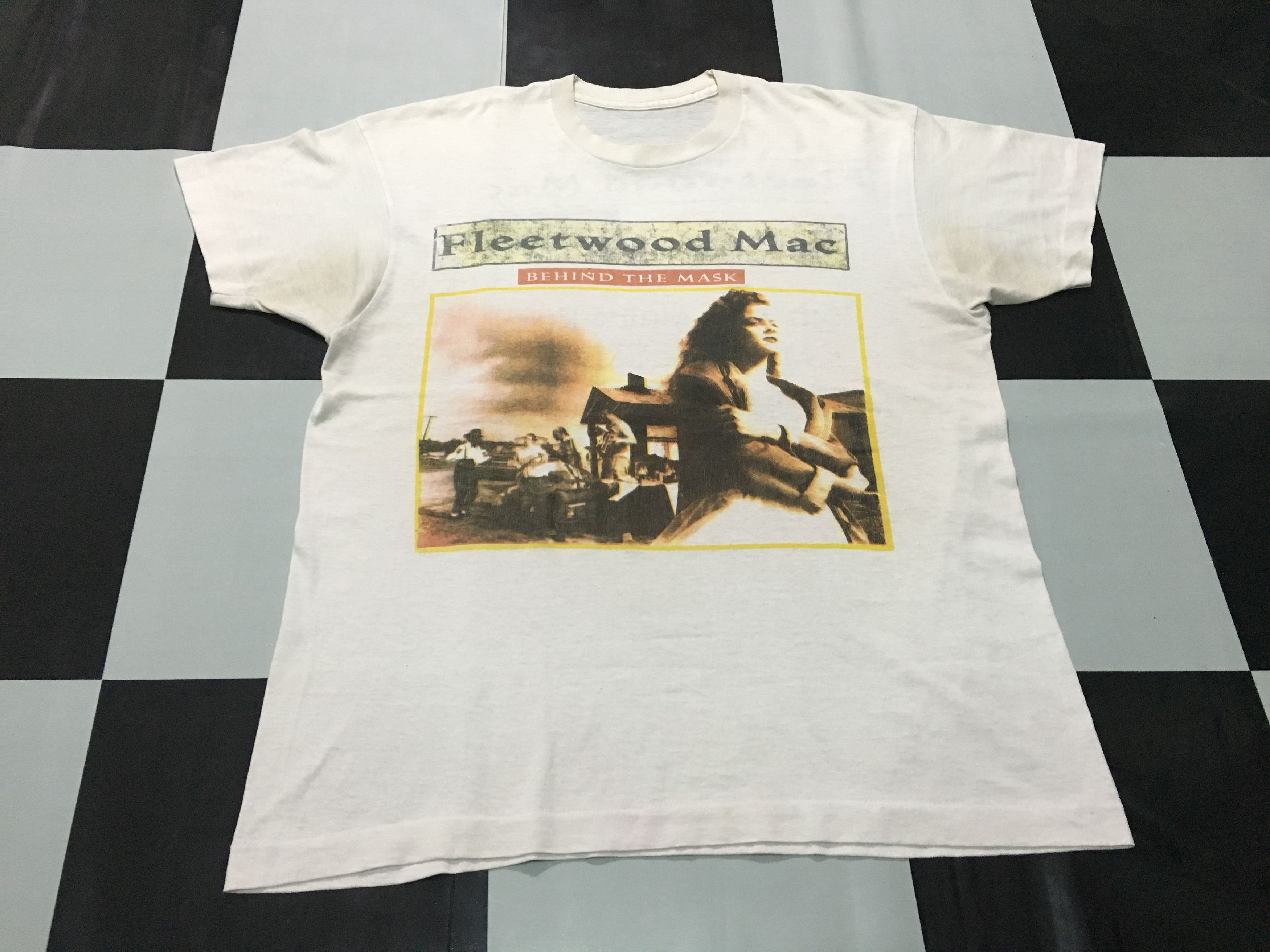 Band Tees × Vintage 🔥 Rare Vintage Fleetwood Mac Shirt Behind the mask UK Tour Size US L / EU 52-54 / 3 - 3 Thumbnail