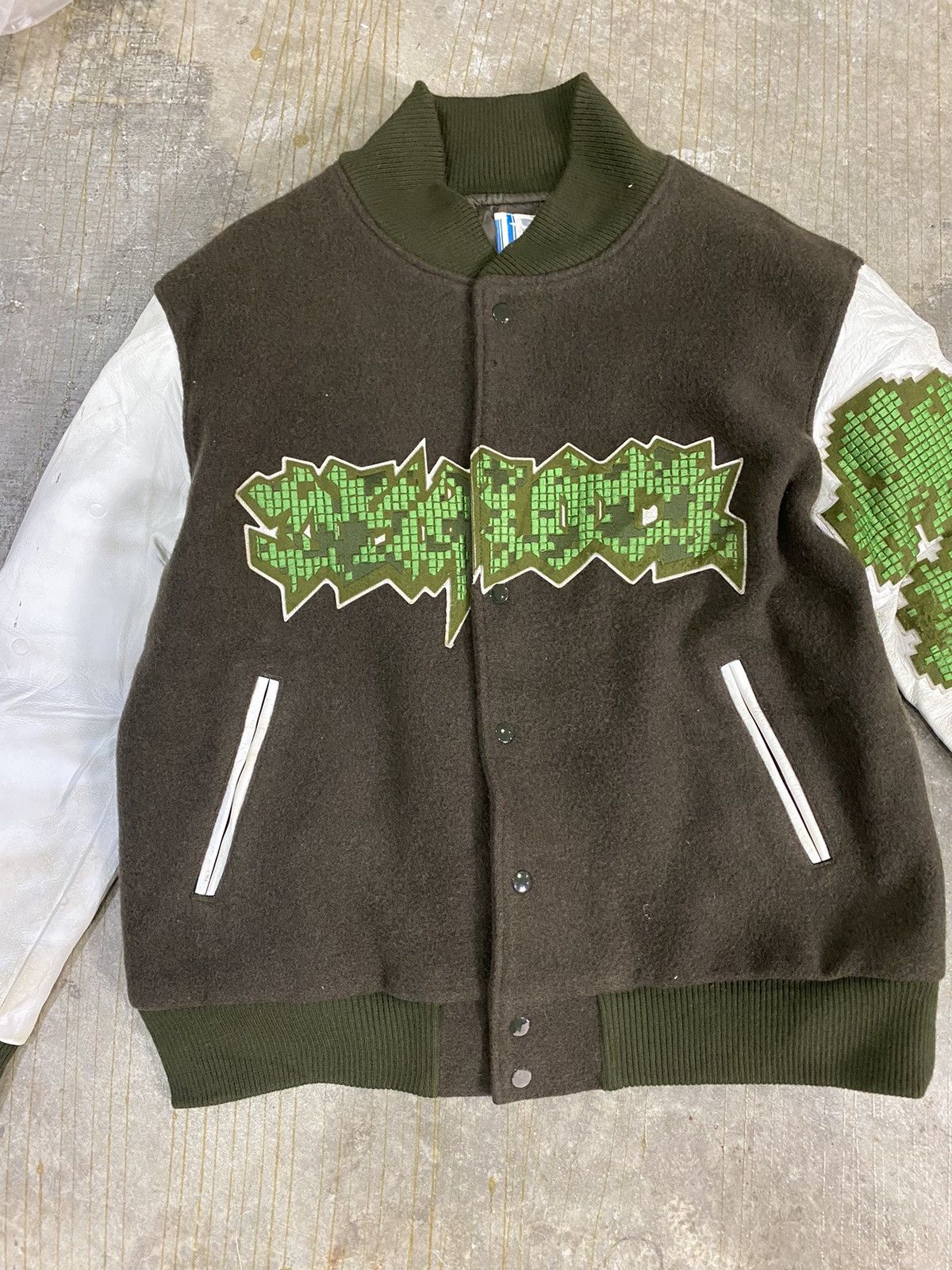 Devilock 2000s Devilock Iconic Logo Leather sleeve varsity jacket Size US M / EU 48-50 / 2 - 3 Thumbnail