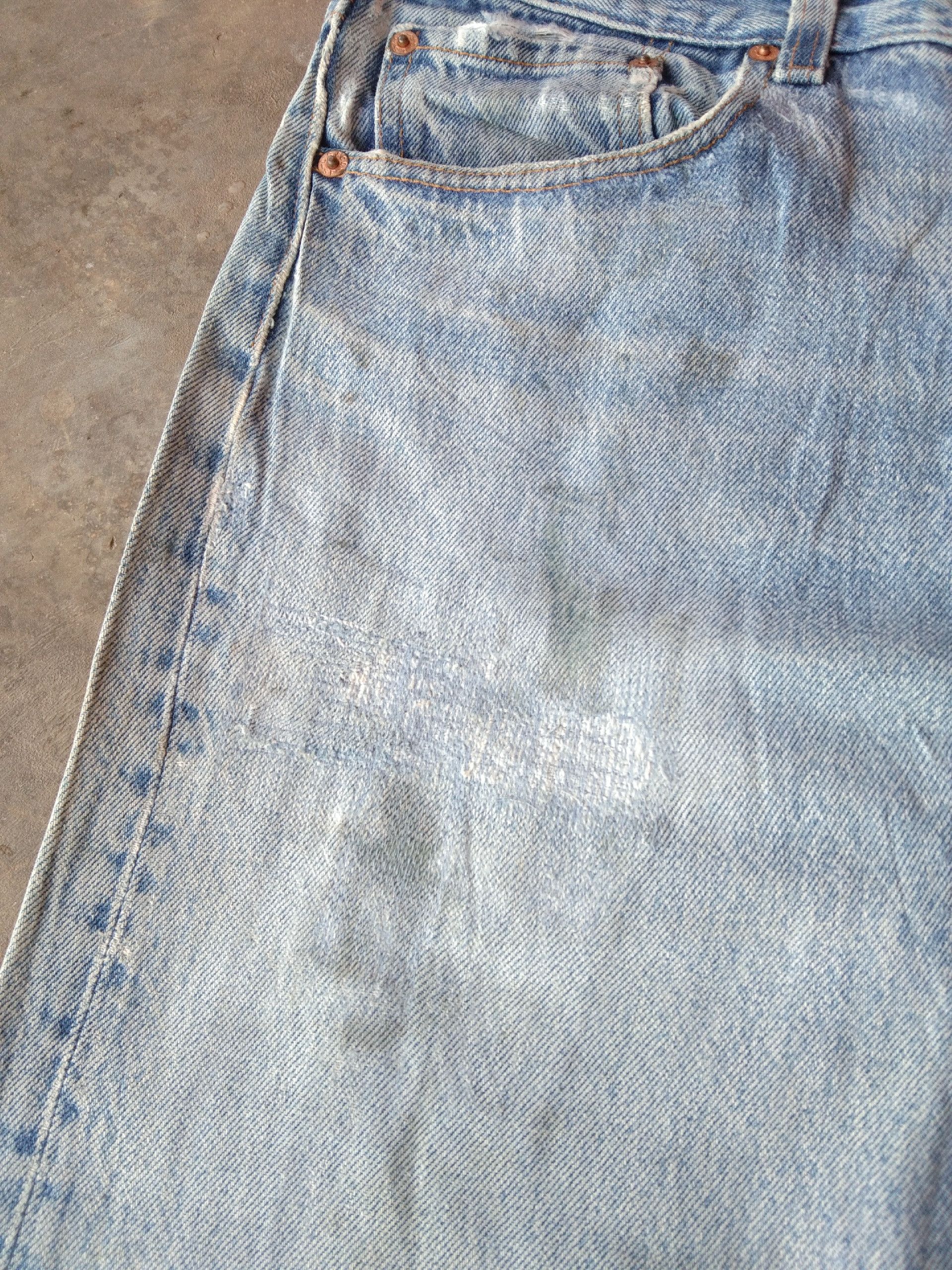 Levi's 80s Vintage Levi's 501 Made In USA Distressed Jeans 33x30 Size US 33 - 5 Thumbnail
