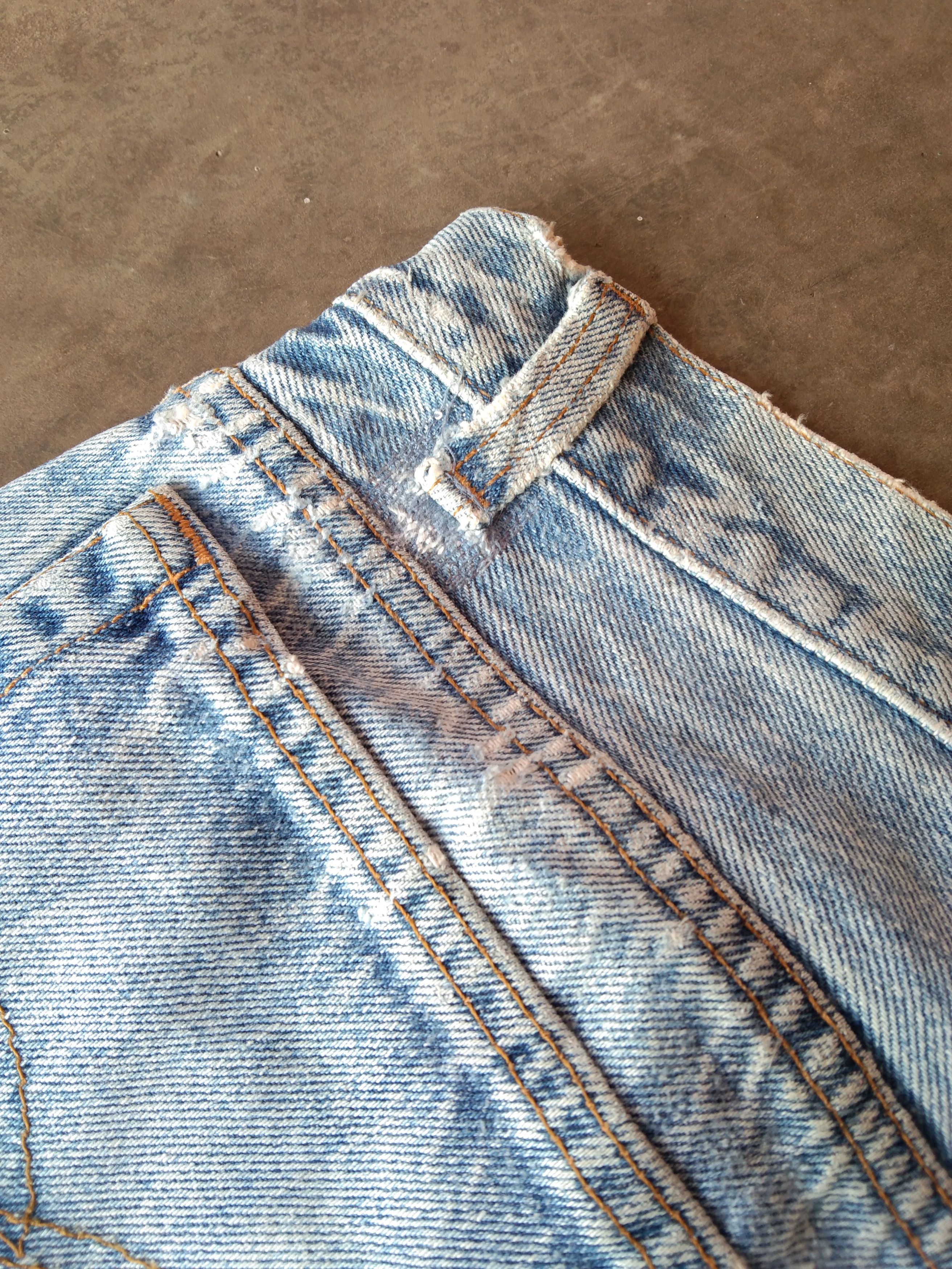 Levi's 80s Vintage Levi's 501 Made In USA Distressed Jeans 33x30 Size US 33 - 4 Thumbnail