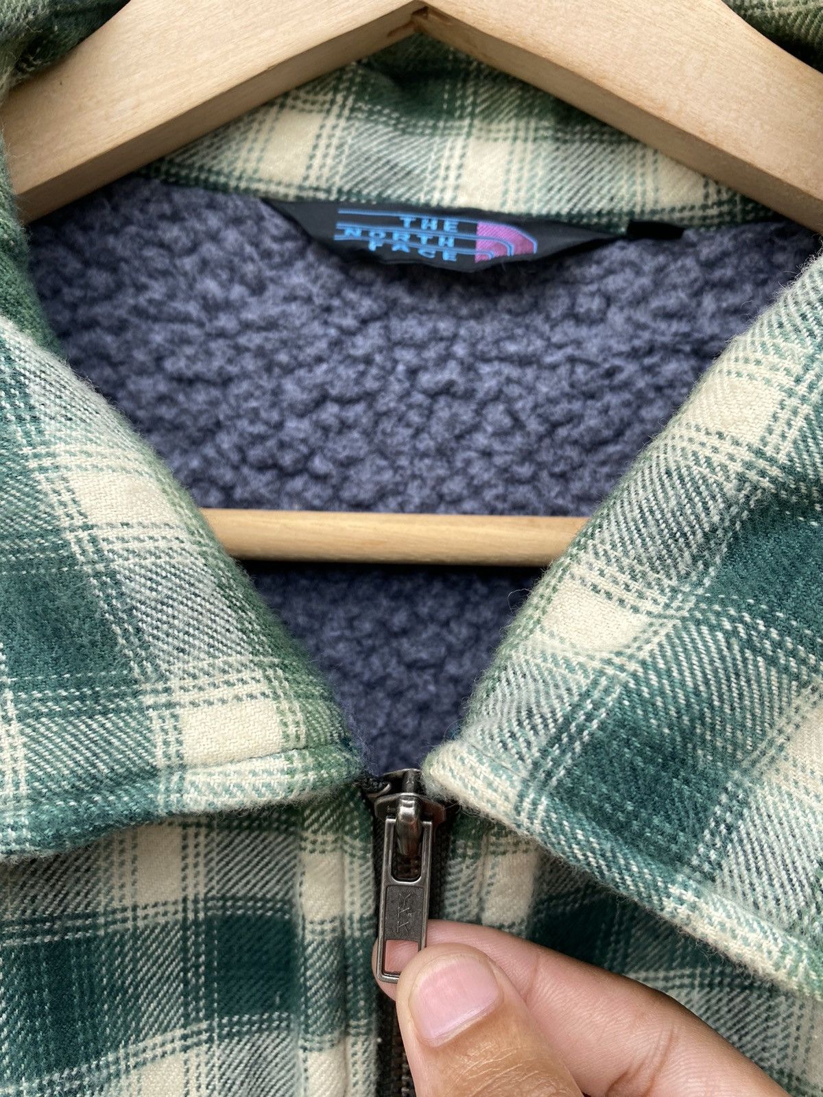 The North Face 🔥THE NORTH FACE GREEN PLAID FLANNEL ZIPPER SHERPA JACKET Size US XL / EU 56 / 4 - 8 Thumbnail