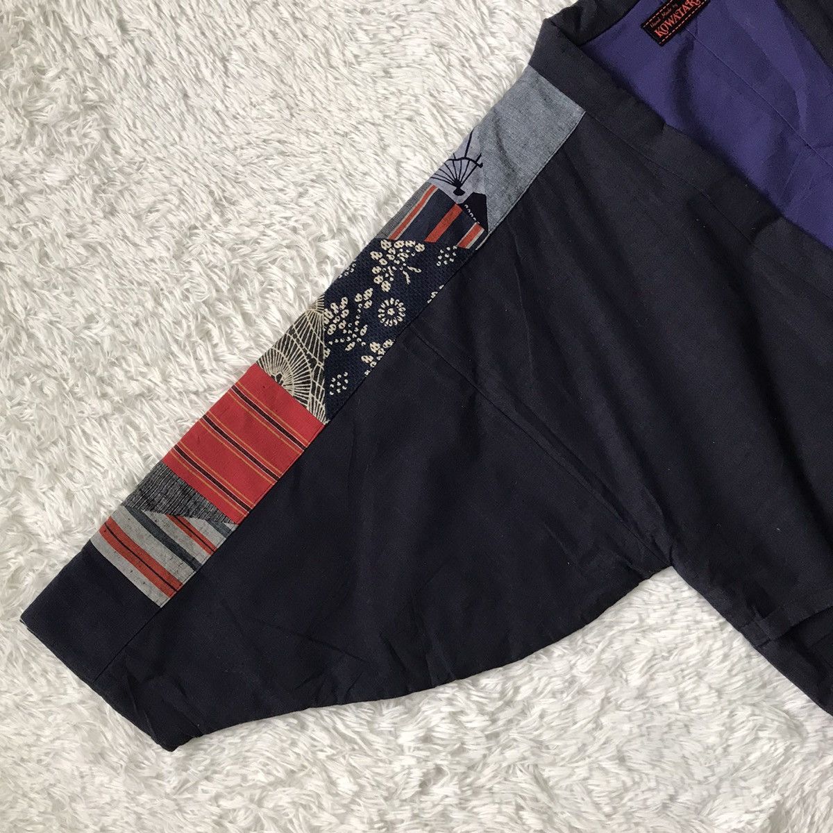 Japanese Brand Patches Kimono Hand Made by KOWATARI Size US L / EU 52-54 / 3 - 8 Thumbnail
