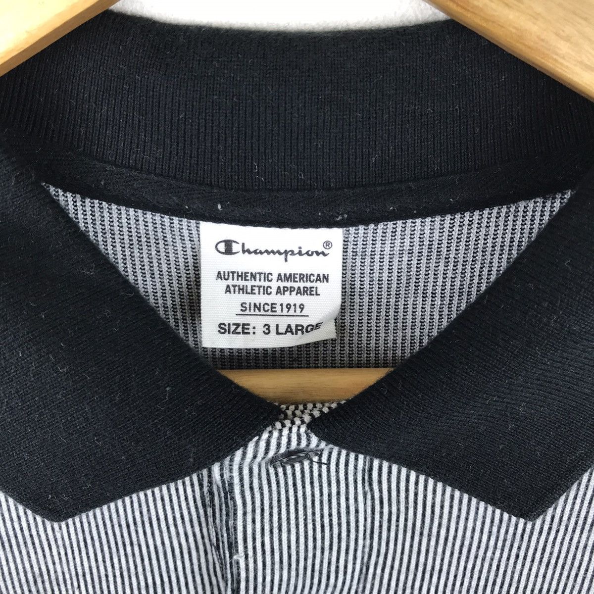 Champion Vintage 90s Champion Script Minimalist Polos Collar T-shirt Size US L / EU 52-54 / 3 - 5 Thumbnail