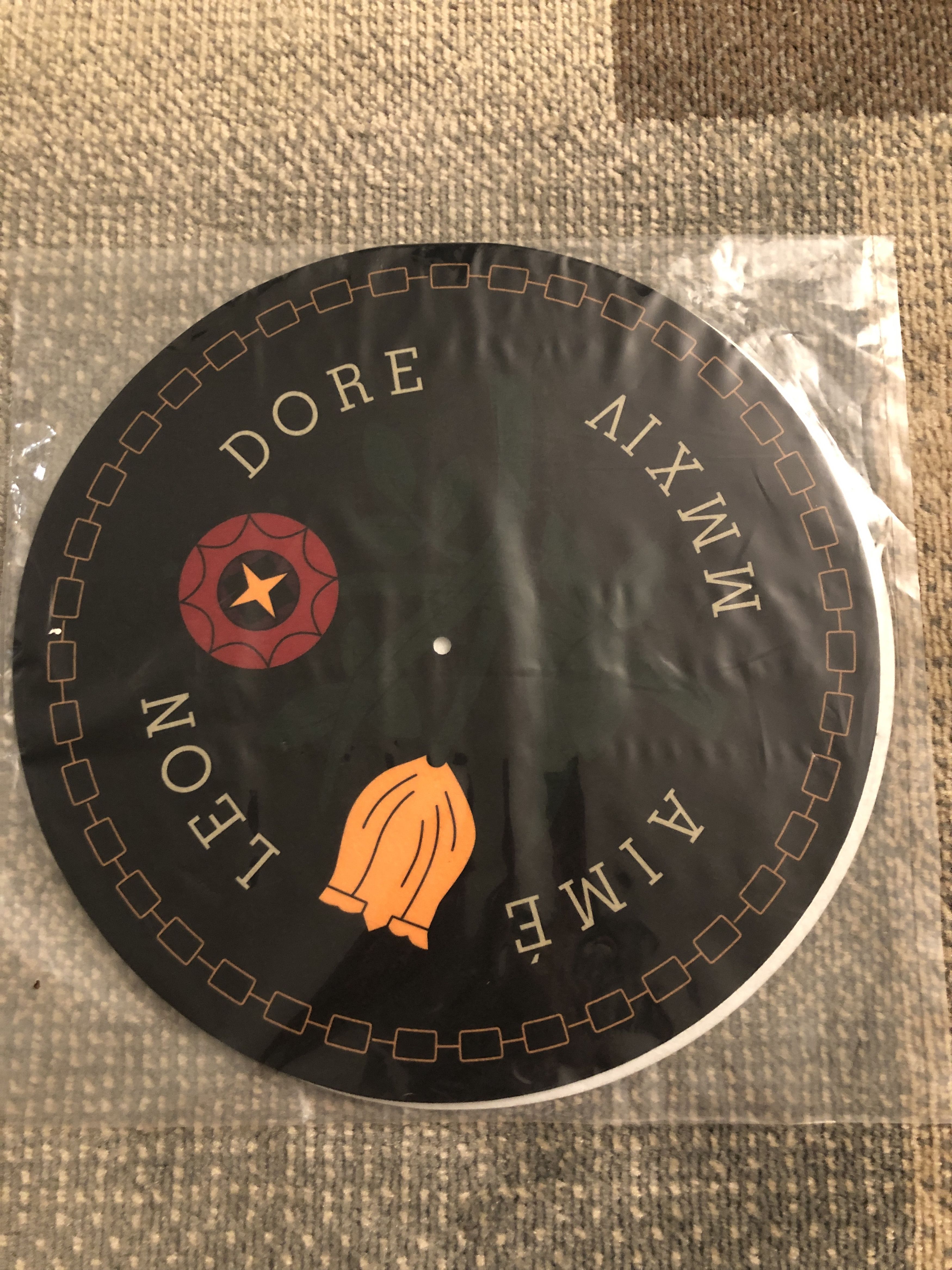 image of New Aime Leon Dore Queens Crest Queens Slip Mats Polyfelt in Black, Men's