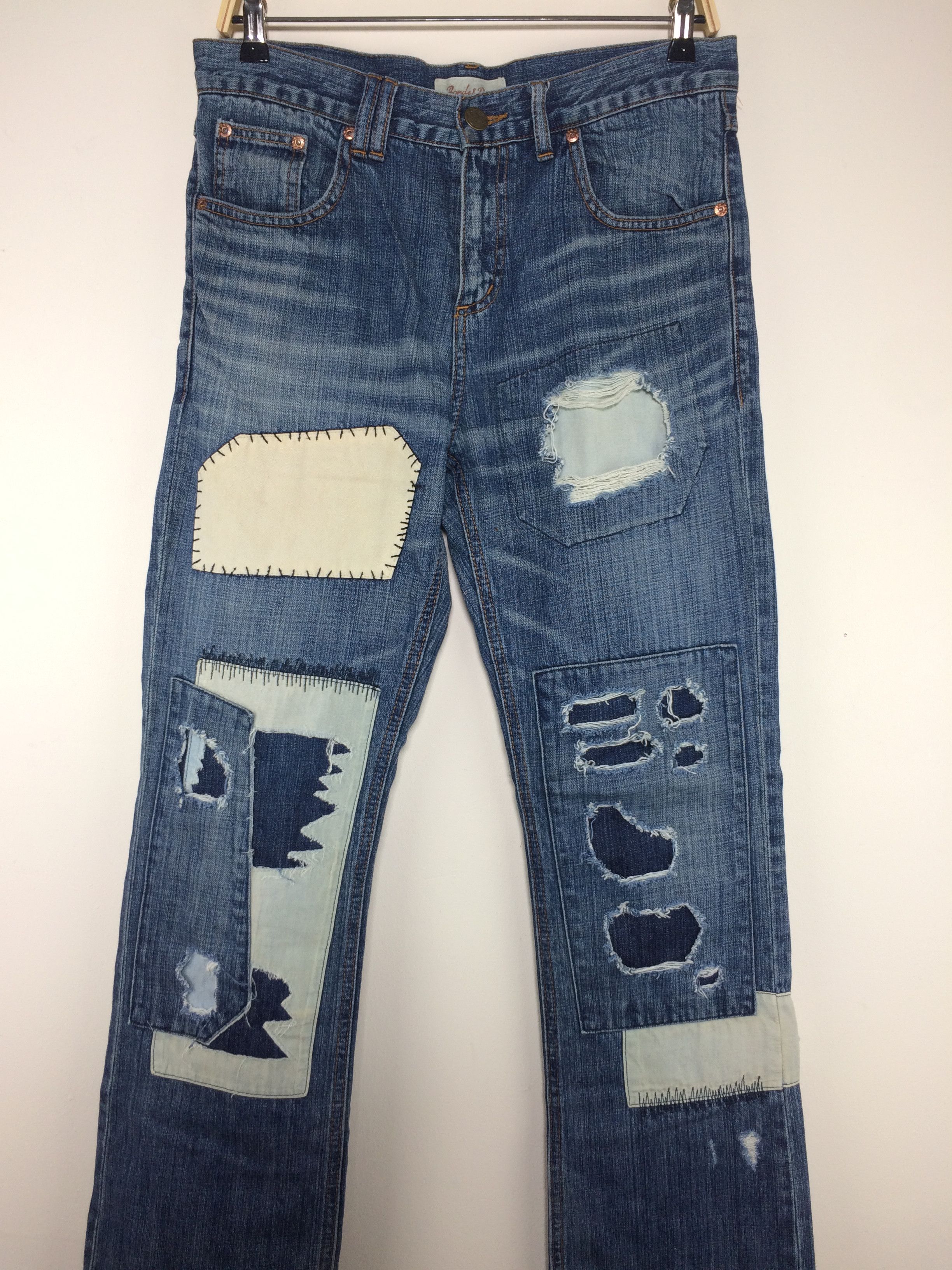 Japanese Brand Bonds and Peace Patchwork Distressed Ripped Denim Jeans Size US 32 / EU 48 - 3 Thumbnail