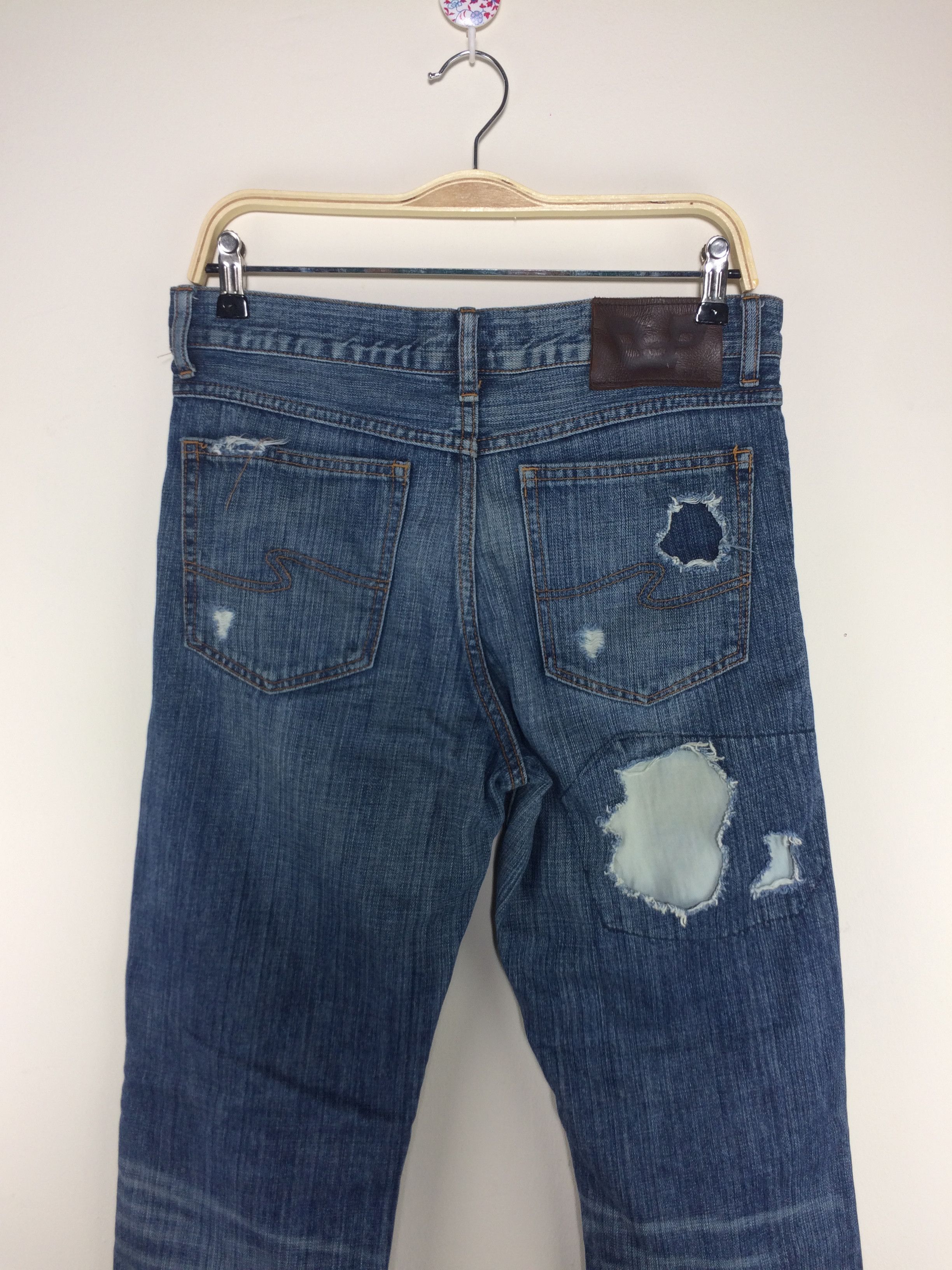 Japanese Brand Bonds and Peace Patchwork Distressed Ripped Denim Jeans Size US 32 / EU 48 - 9 Thumbnail