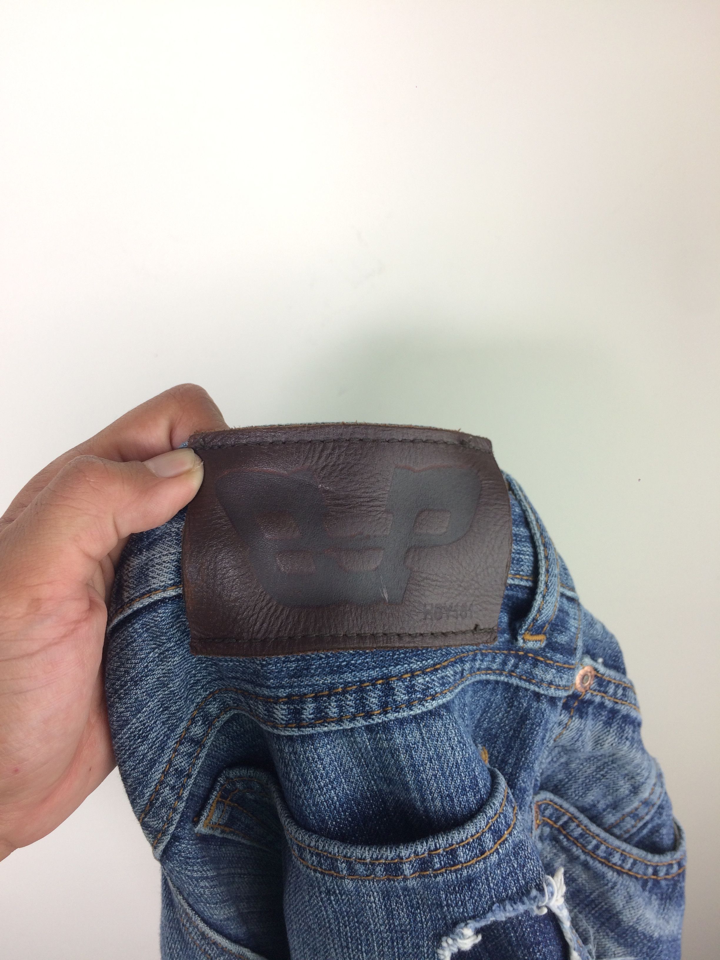 Japanese Brand Bonds and Peace Patchwork Distressed Ripped Denim Jeans Size US 32 / EU 48 - 13 Thumbnail