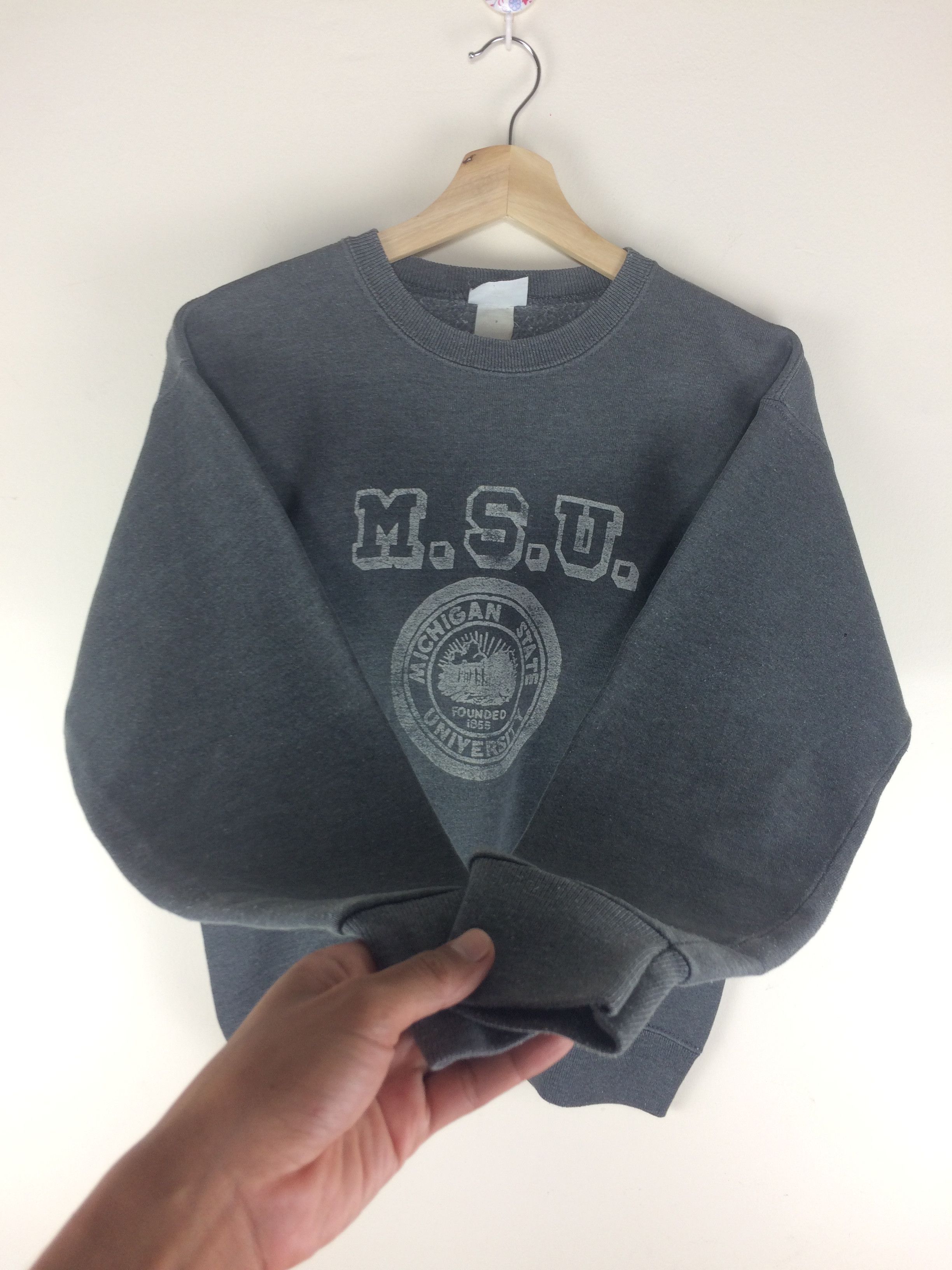 Vintage Vintage 80's Michigan State University Crewneck Sweatshirt Size US M / EU 48-50 / 2 - 4 Thumbnail