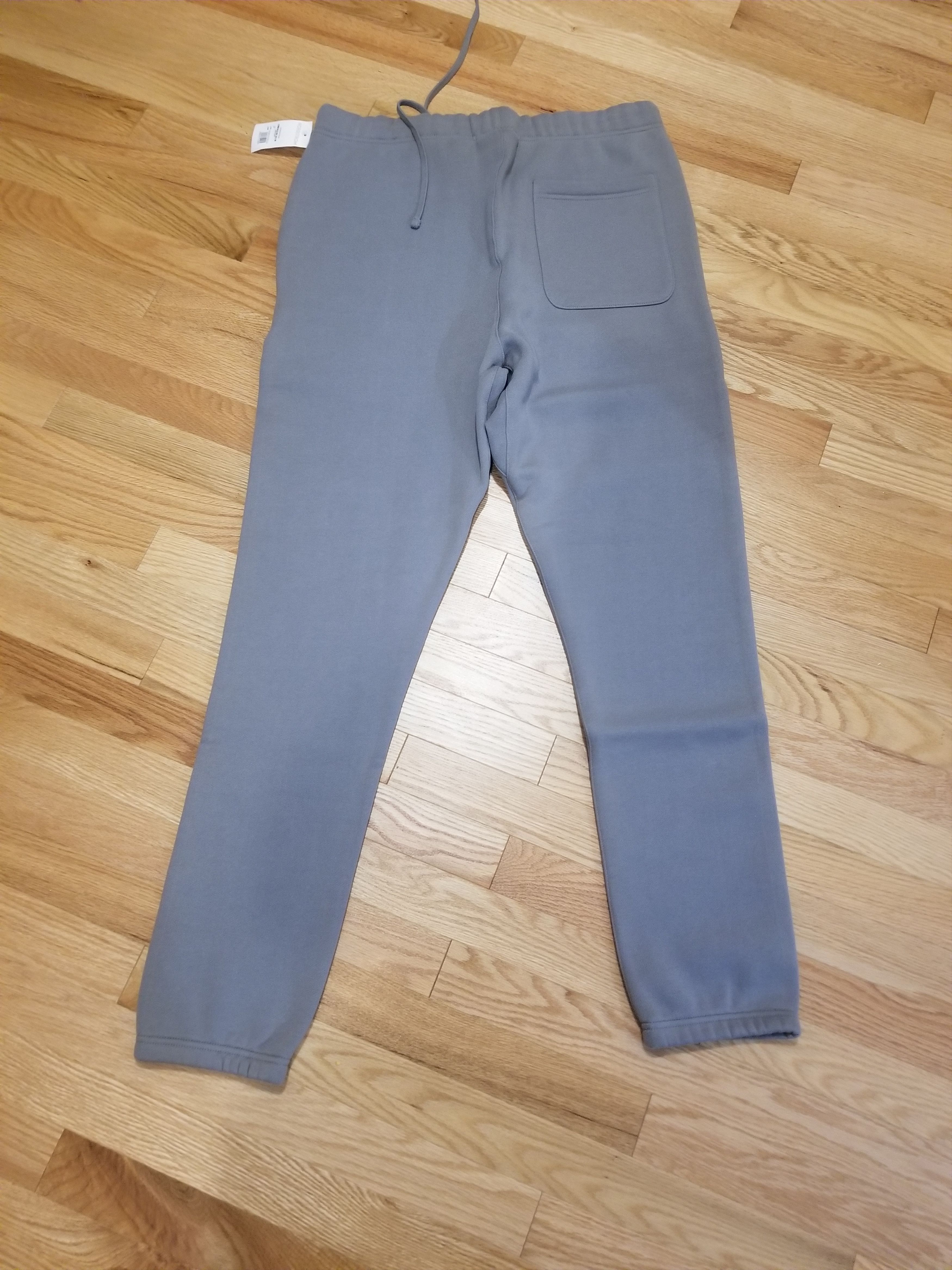 Essentials × Fear of God Fear of god essentials ss20 Cement/pebble fleece sweatpants Size US 34 / EU 50 - 2 Thumbnail