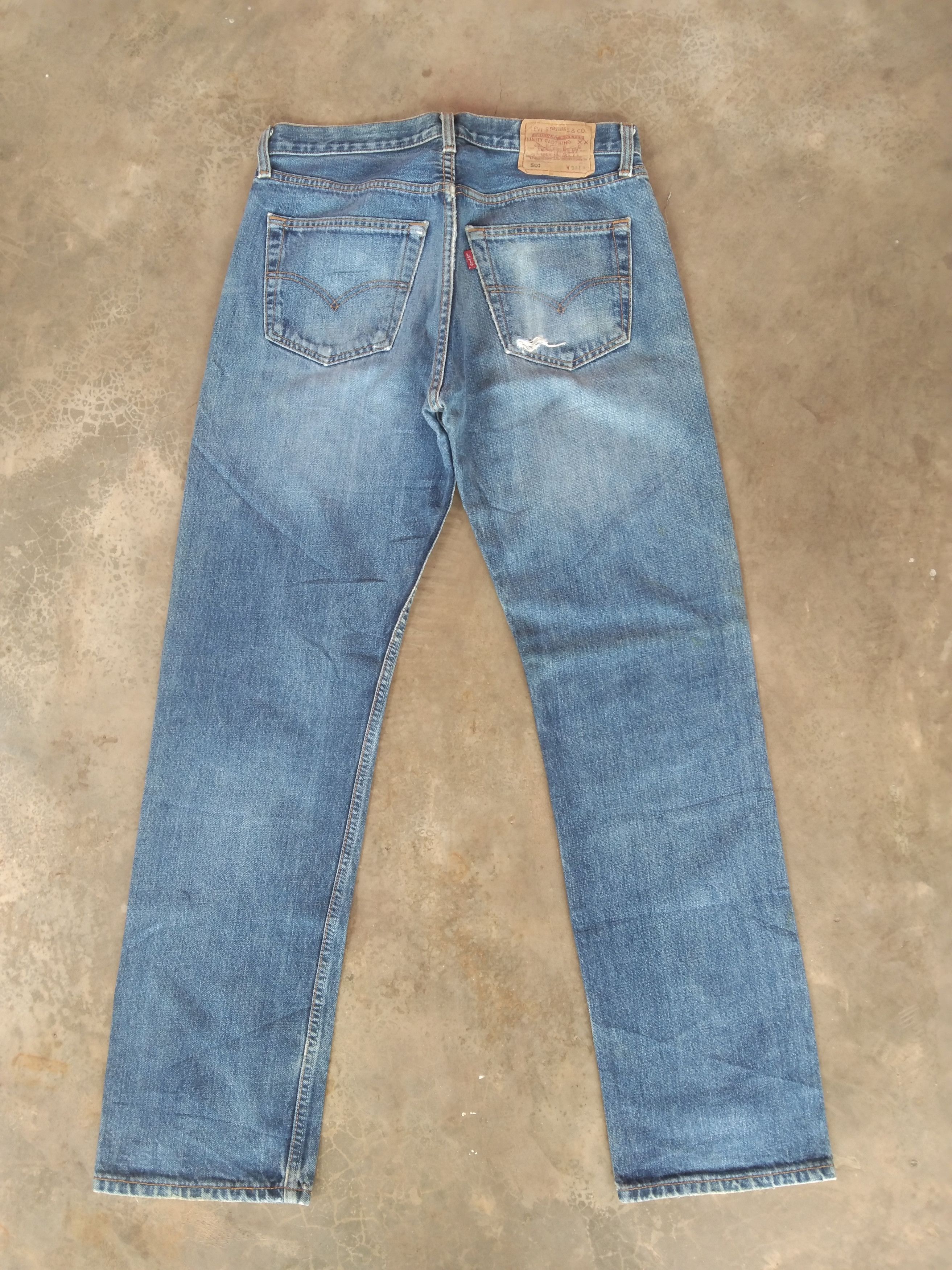 Levi's × Vintage Vintage Levis 501 Distressed Jeans 32x32 Size US 32 / EU 48 - 2 Thumbnail