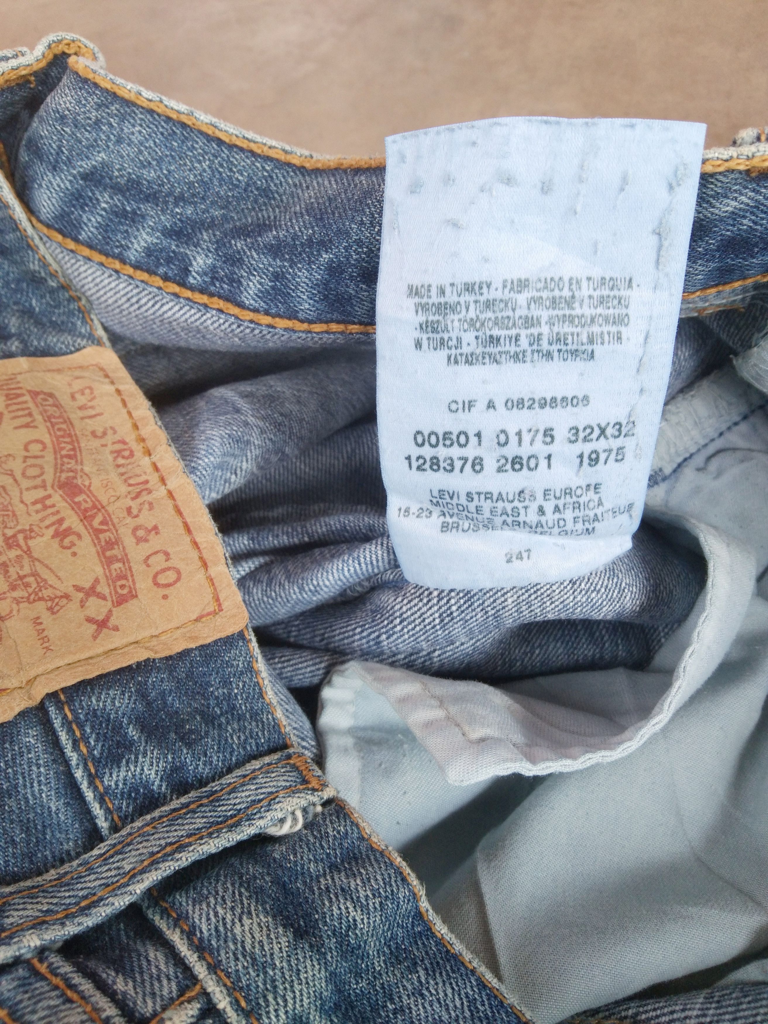 Levi's × Vintage Vintage Levis 501 Distressed Jeans 32x32 Size US 32 / EU 48 - 8 Thumbnail