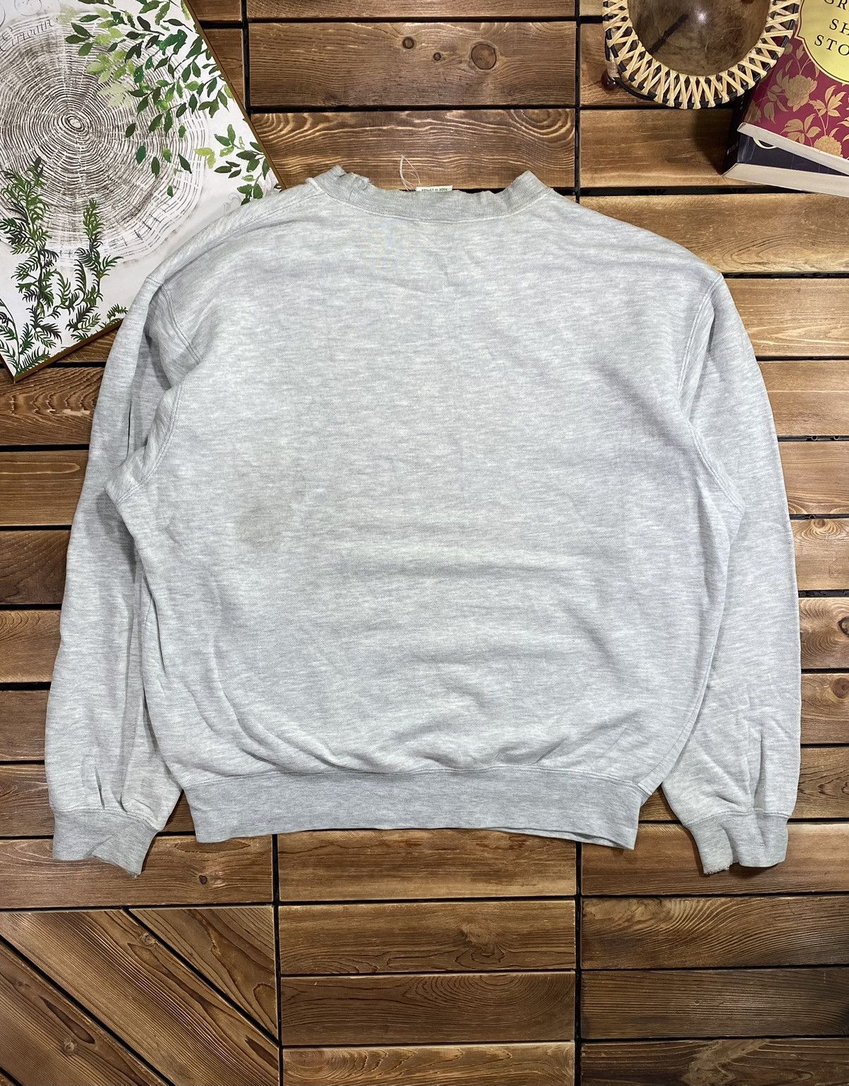 Nike × Vintage Vintage Nike Distressed Neck Small Logo Sweatshirt size M Size US M / EU 48-50 / 2 - 10 Thumbnail