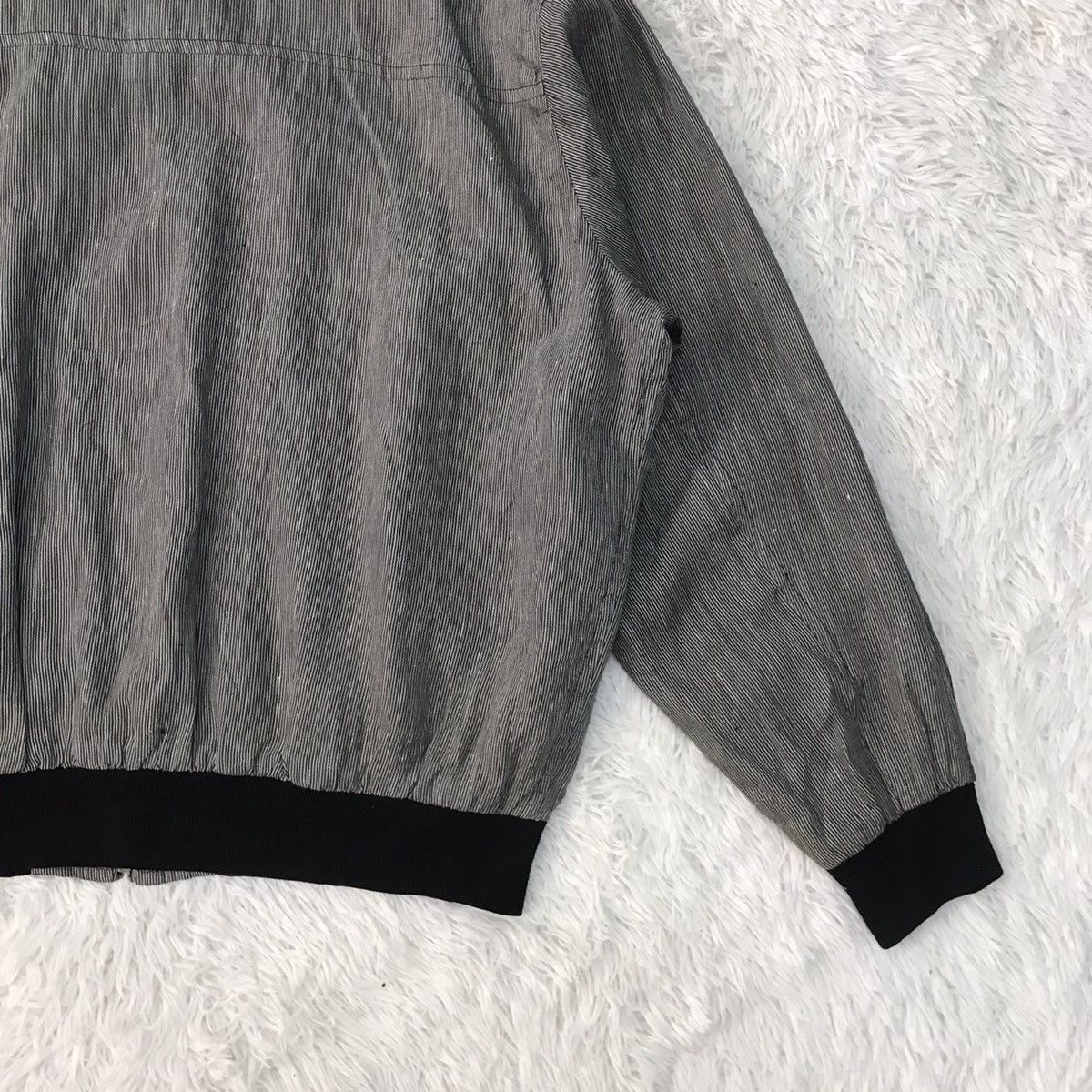 Givenchy Givenchy Gentlemen Stripes Down Jacket Made in Italy Size US L / EU 52-54 / 3 - 10 Thumbnail
